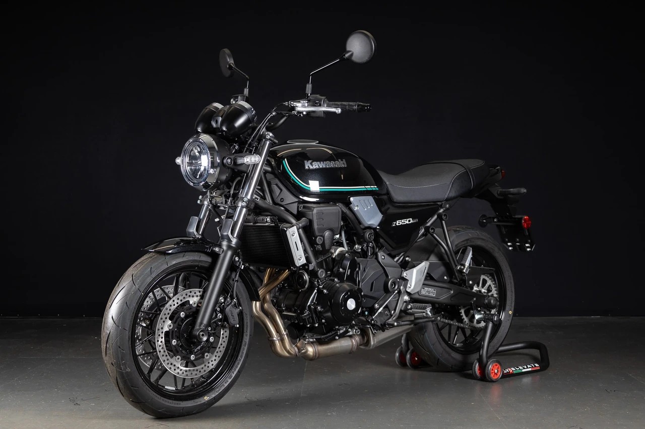 KAWASAKI Z 650 RS-image-5