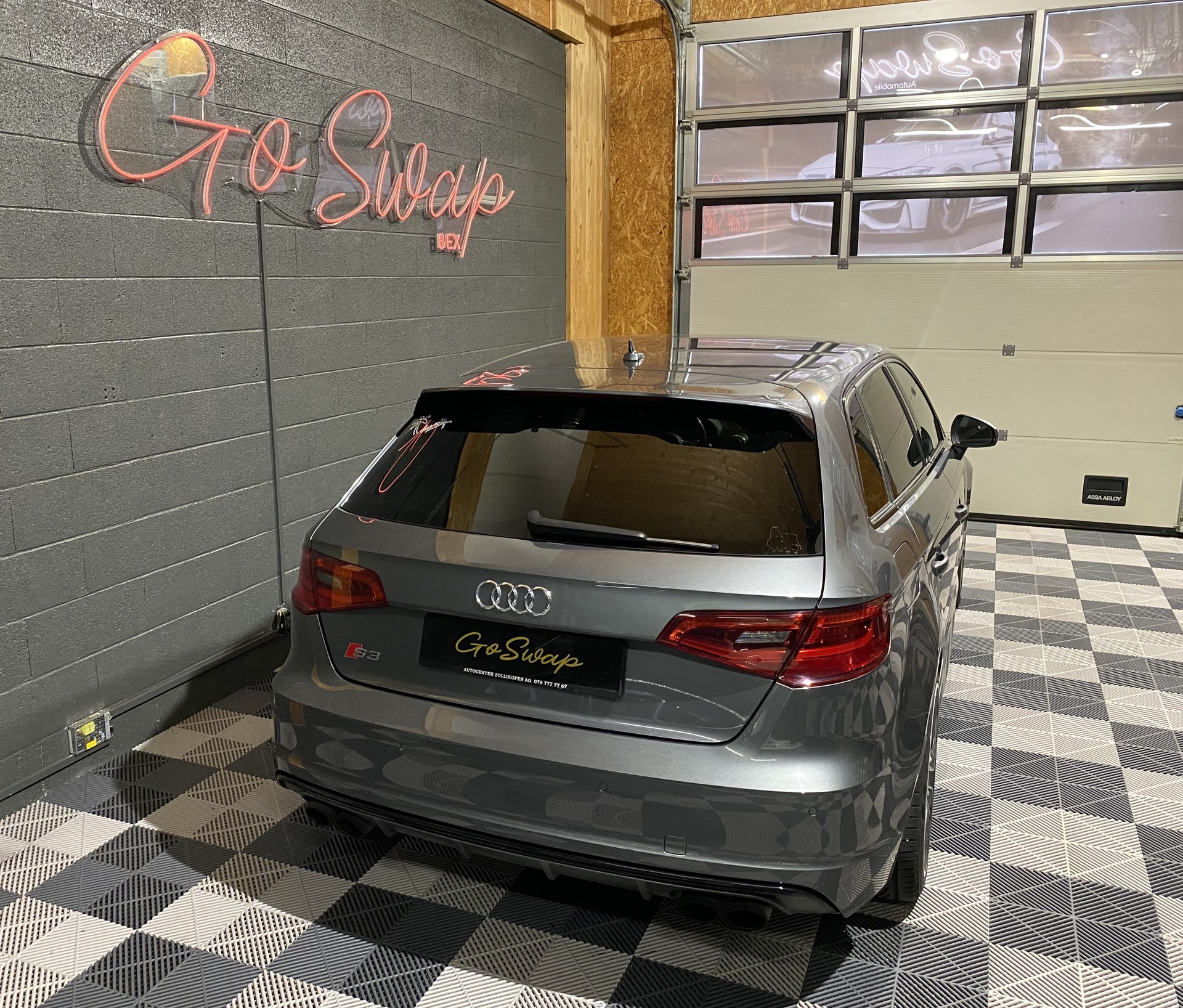 AUDI S3 Sportback 2.0 TFSI quattro S-tronic-image-4