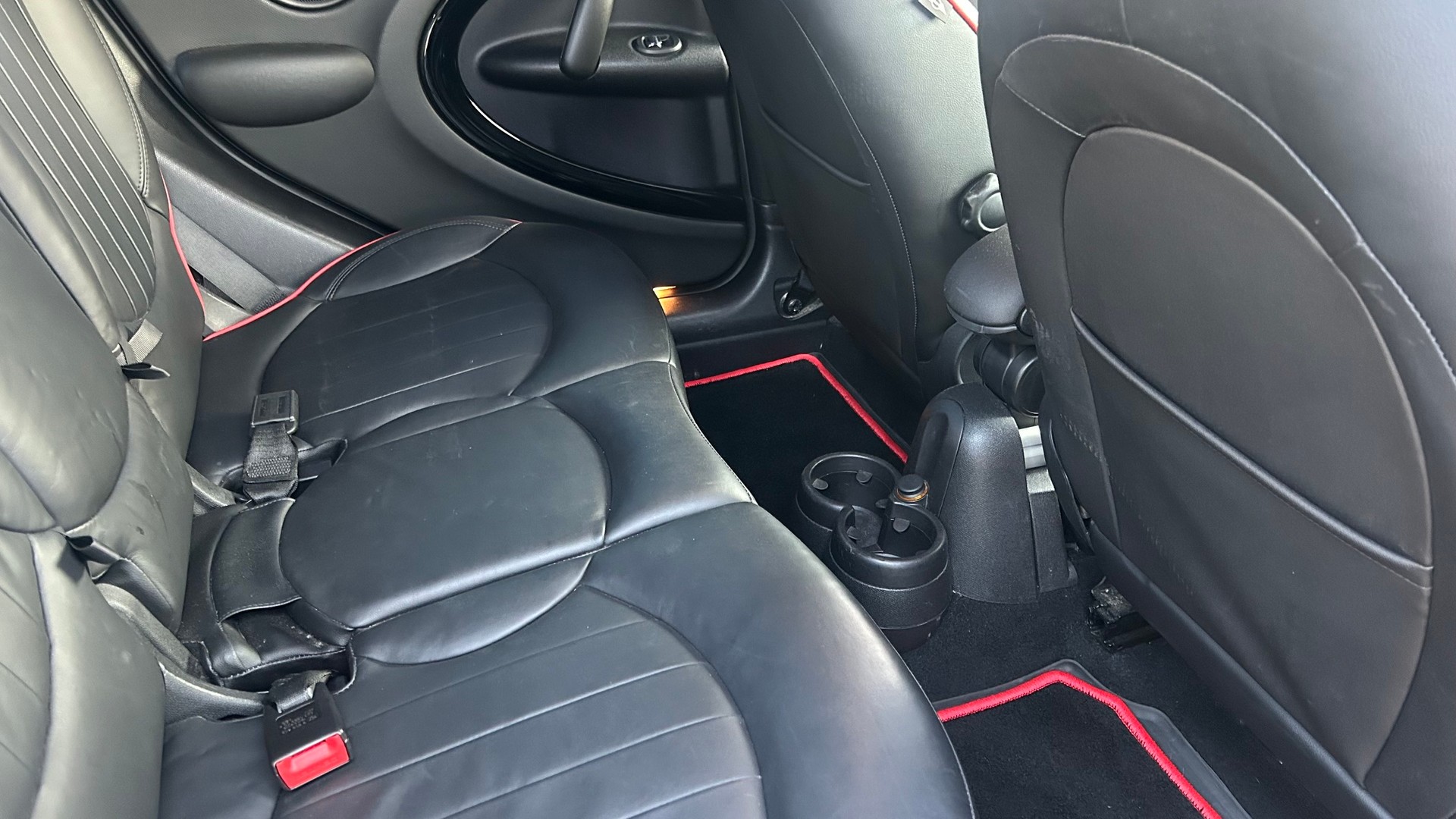 MINI 1.6i John Cooper Works-image-7