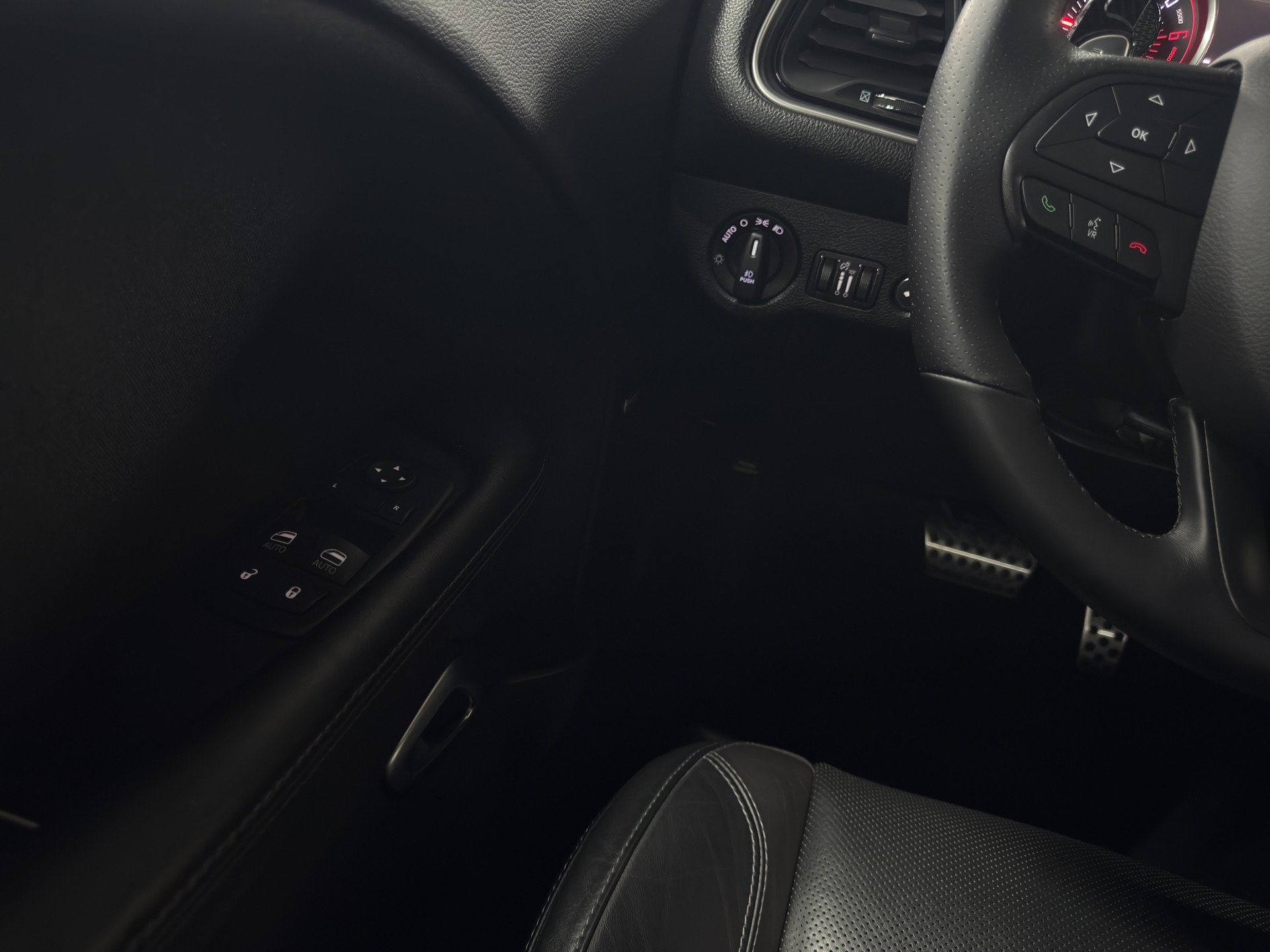 DODGE Challenger 5.71 Shaker-image-21