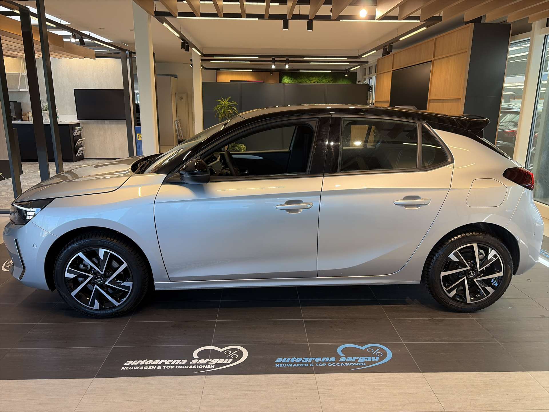 OPEL Corsa 1.2 TP GS Automat TOP-PREIS-image-11