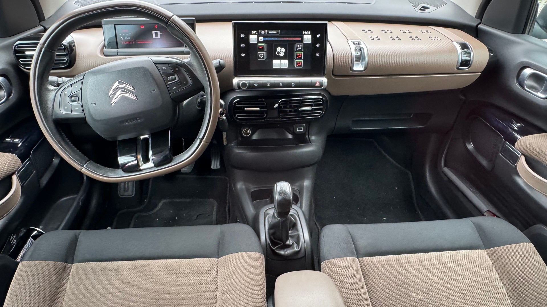 CITROEN C4 Cactus 1.2 VTi Feel-image-7