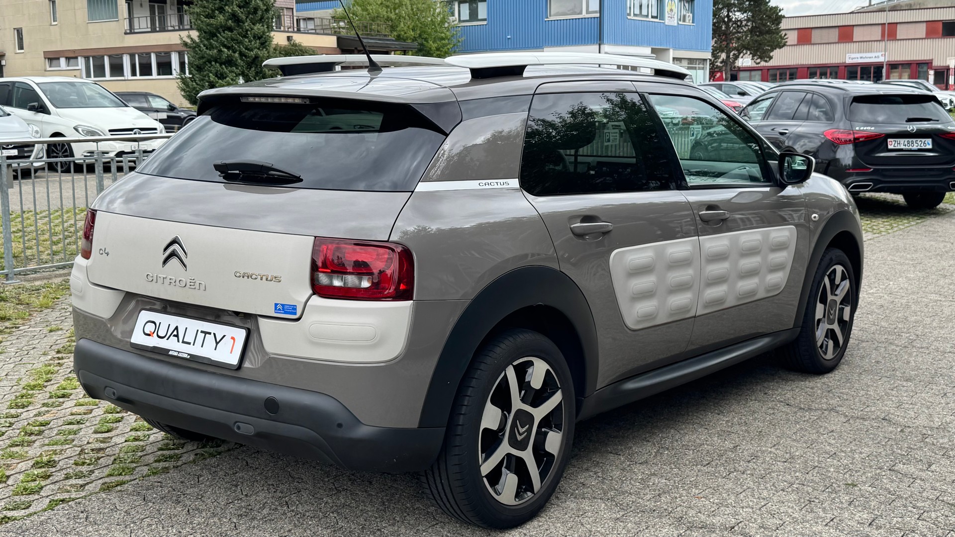 CITROEN C4 Cactus 1.2 VTi Feel-image-3