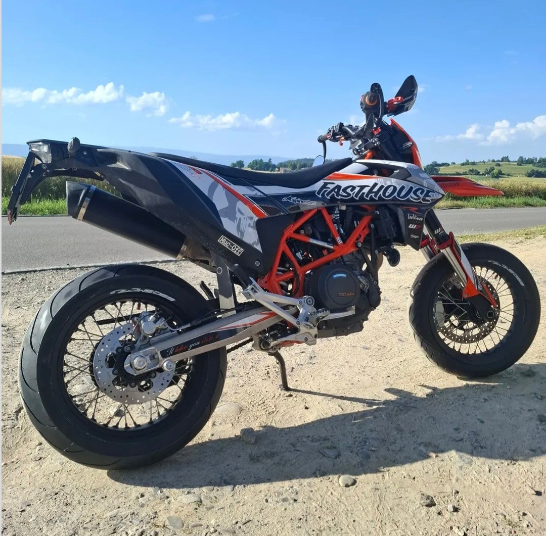 KTM 690 SMC R-image-4