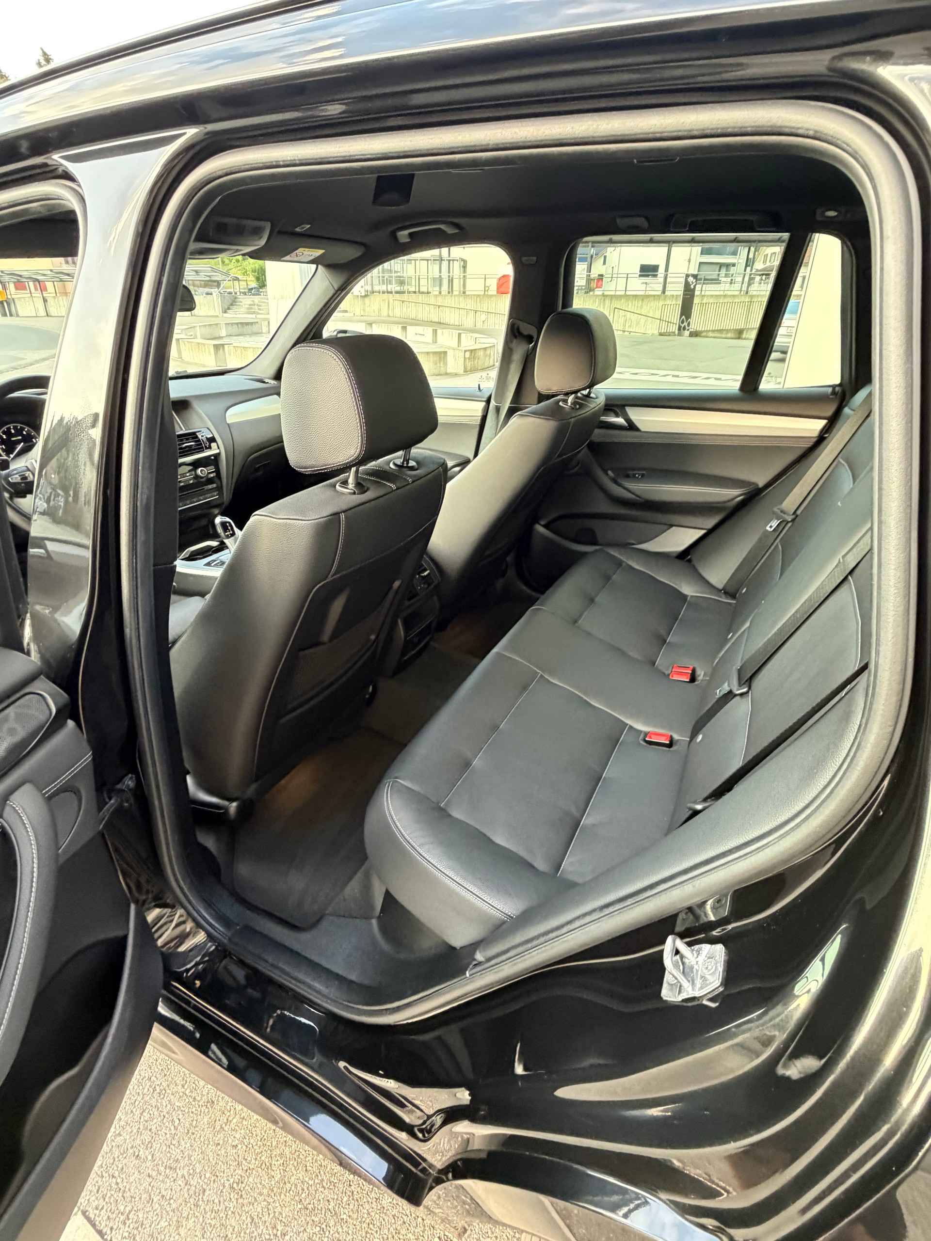BMW X3 xDrive 20d M Sport Steptronic-image-9