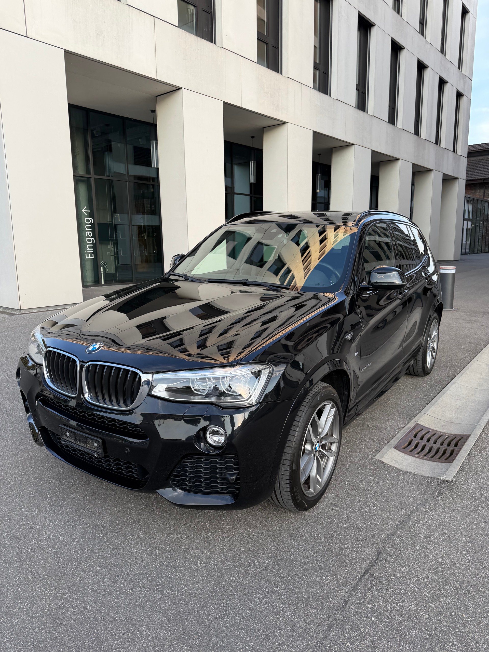 BMW X3 xDrive 20d M Sport Steptronic-showroom-element-1