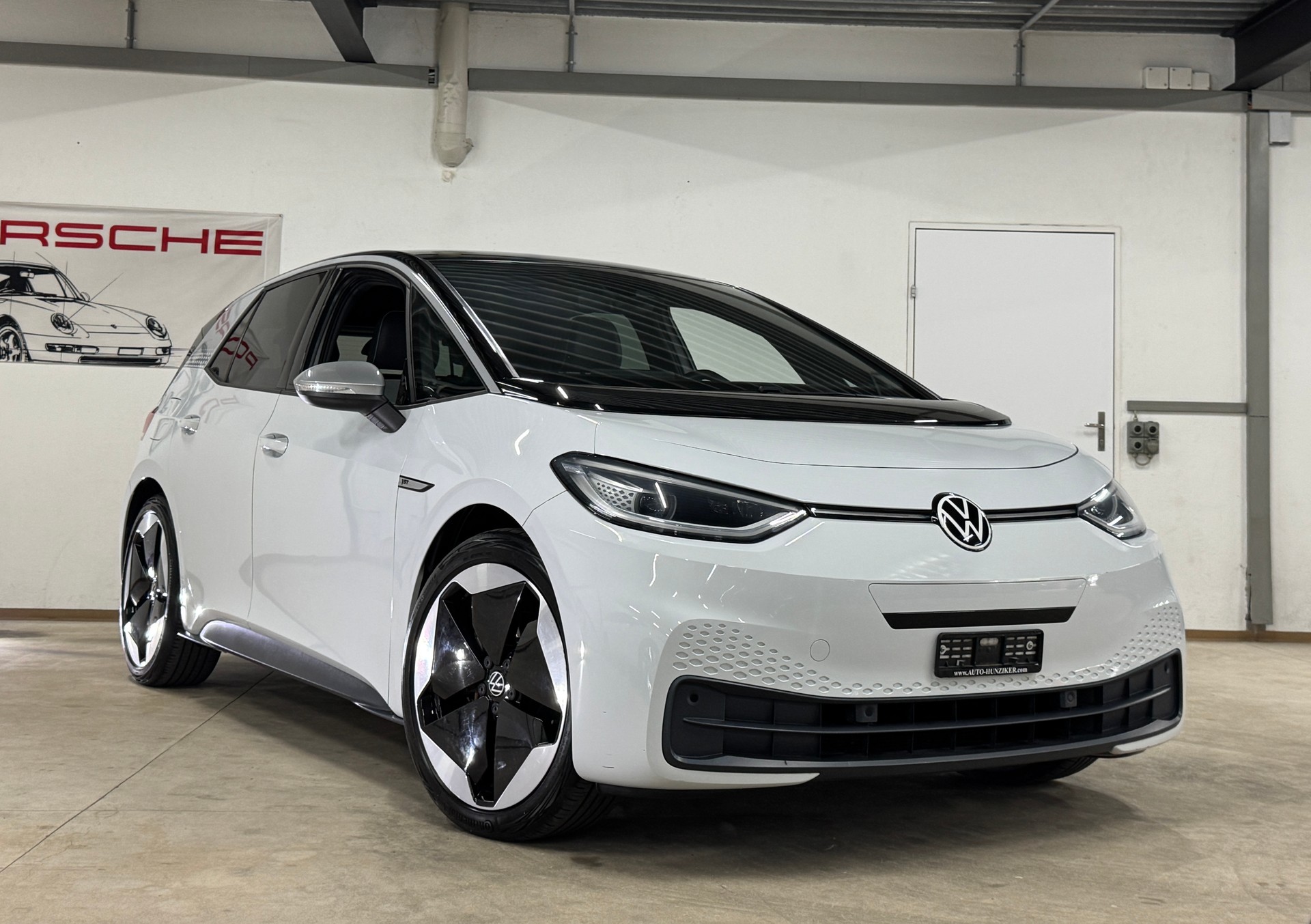 VW ID.3 Pro Performance 58kWh 1ST Max / TOP Ausstattung-image-2