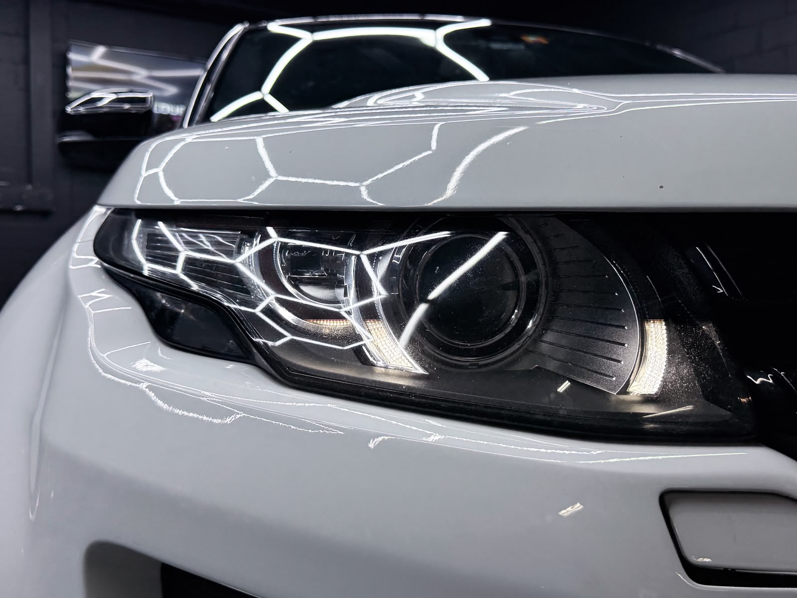 LAND ROVER Range Rover Evoque 2.2 SD4 Dynamic AT6-image-3