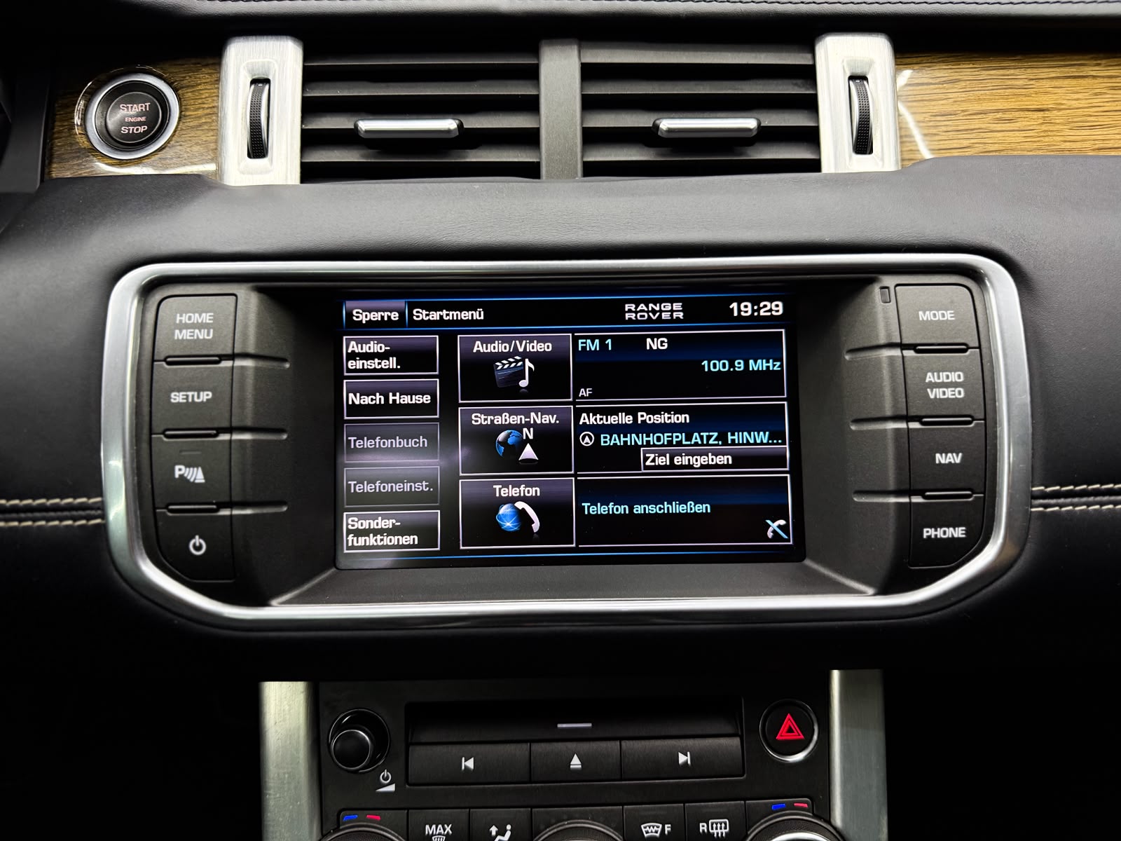 LAND ROVER Range Rover Evoque 2.2 SD4 Dynamic AT6-image-13