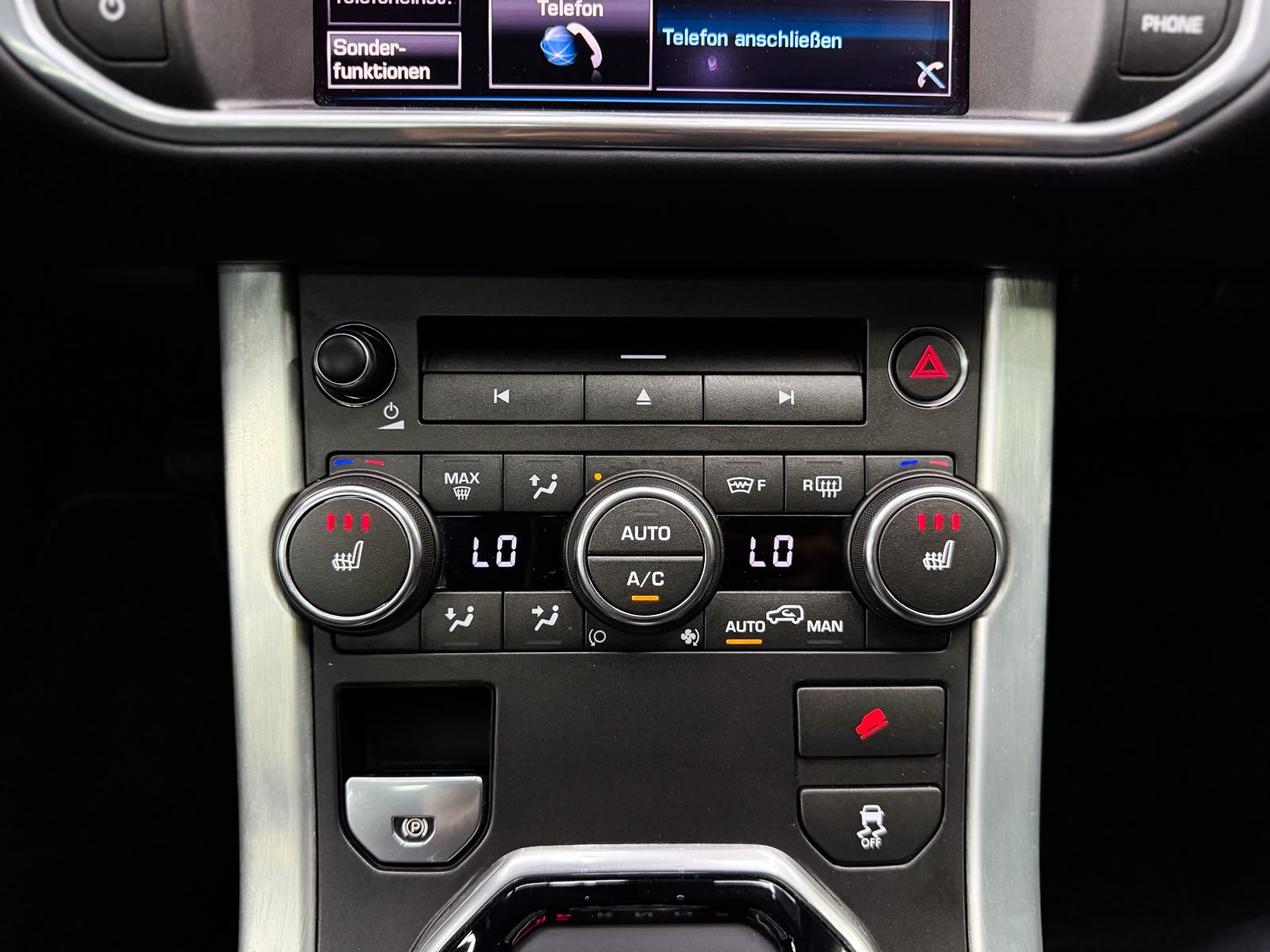 LAND ROVER Range Rover Evoque 2.2 SD4 Dynamic AT6-image-14
