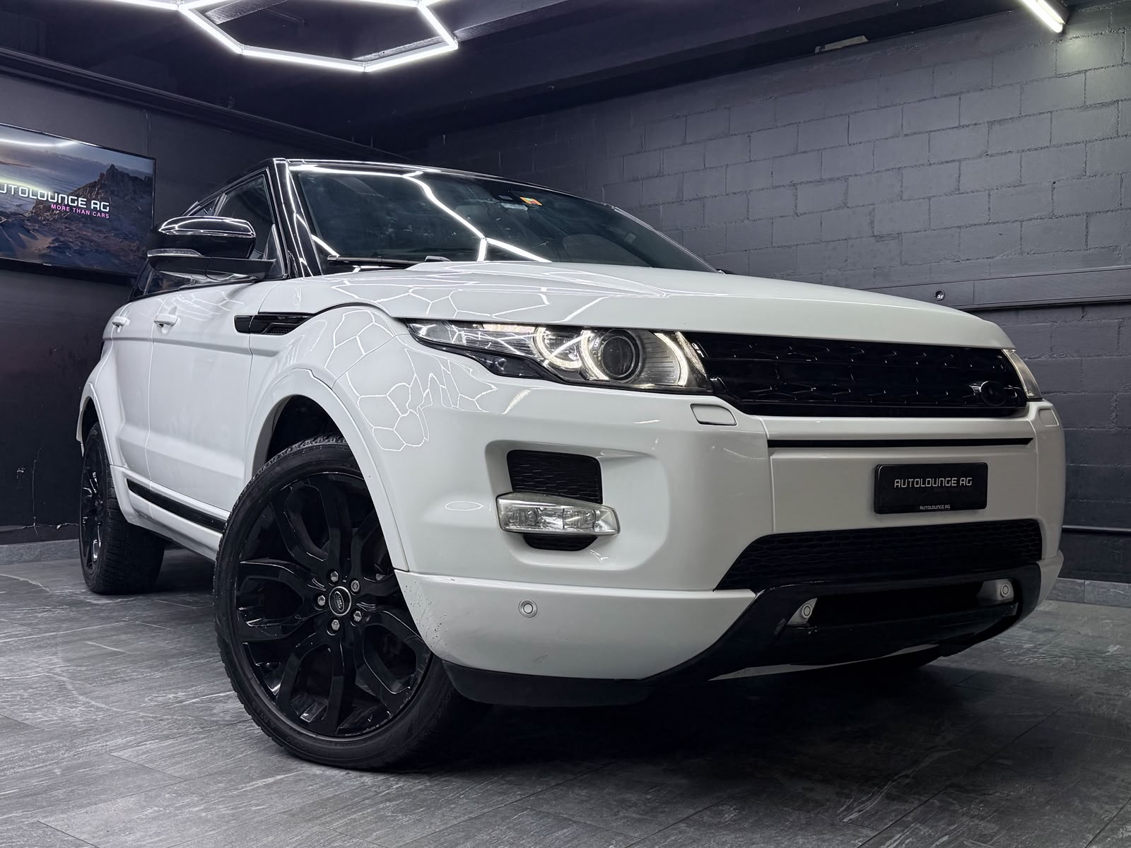 LAND ROVER Range Rover Evoque 2.2 SD4 Dynamic AT6-image-0