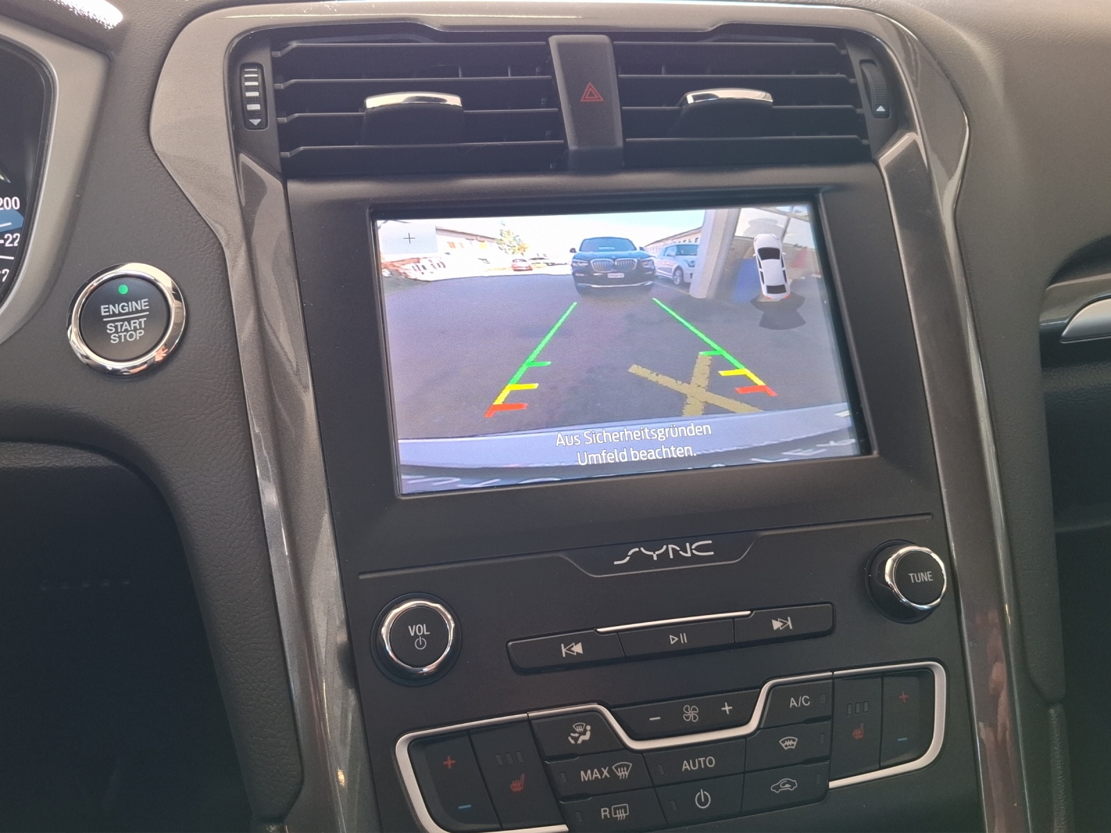 FORD Mondeo 2.0 TDCi Trend Automatik // Anhängerkupplung // 8-fach Aluminiumbereift // Bremsen vo + hi komplett NEU // Batterie NEU-image-14