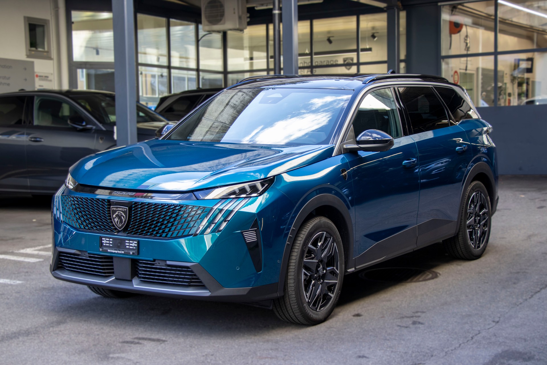 PEUGEOT 5008 145 Hybrid e-DCS6 GT