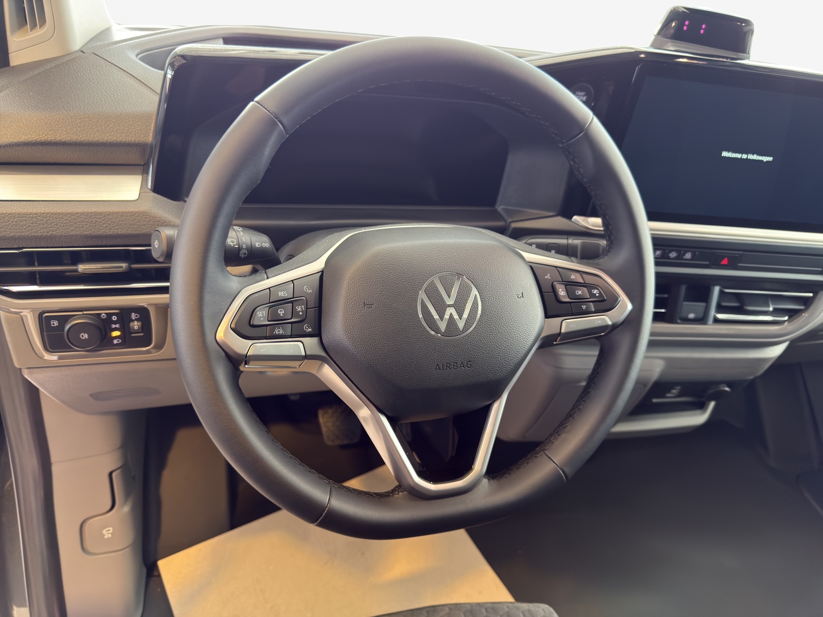 VW Caravelle 2.5TSI eHYBRID Edition 16,5kWh 8Aut.-image-9