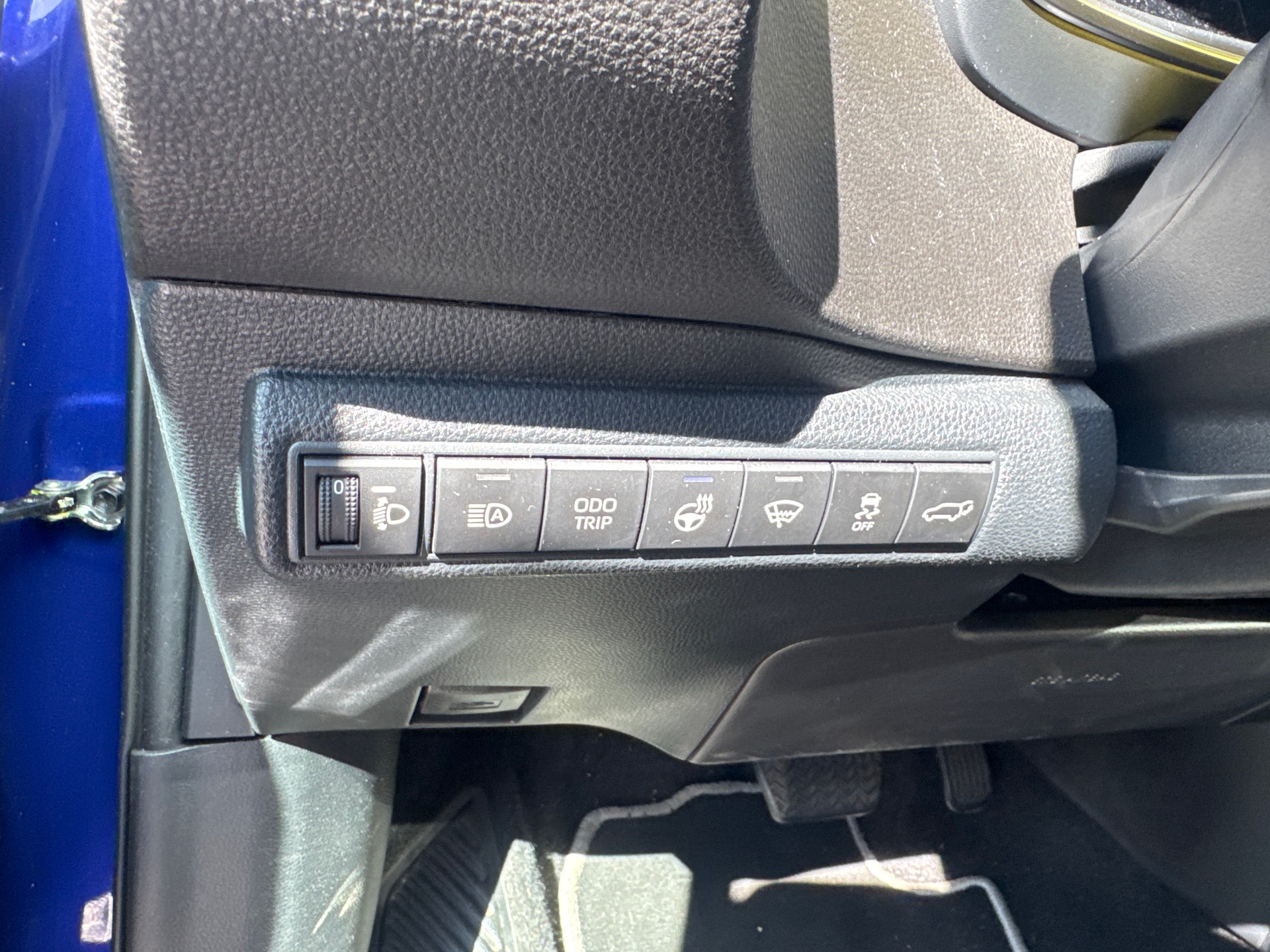 TOYOTA Corolla Touring Sports 2.0 HSD Trend e-CVT-image-11