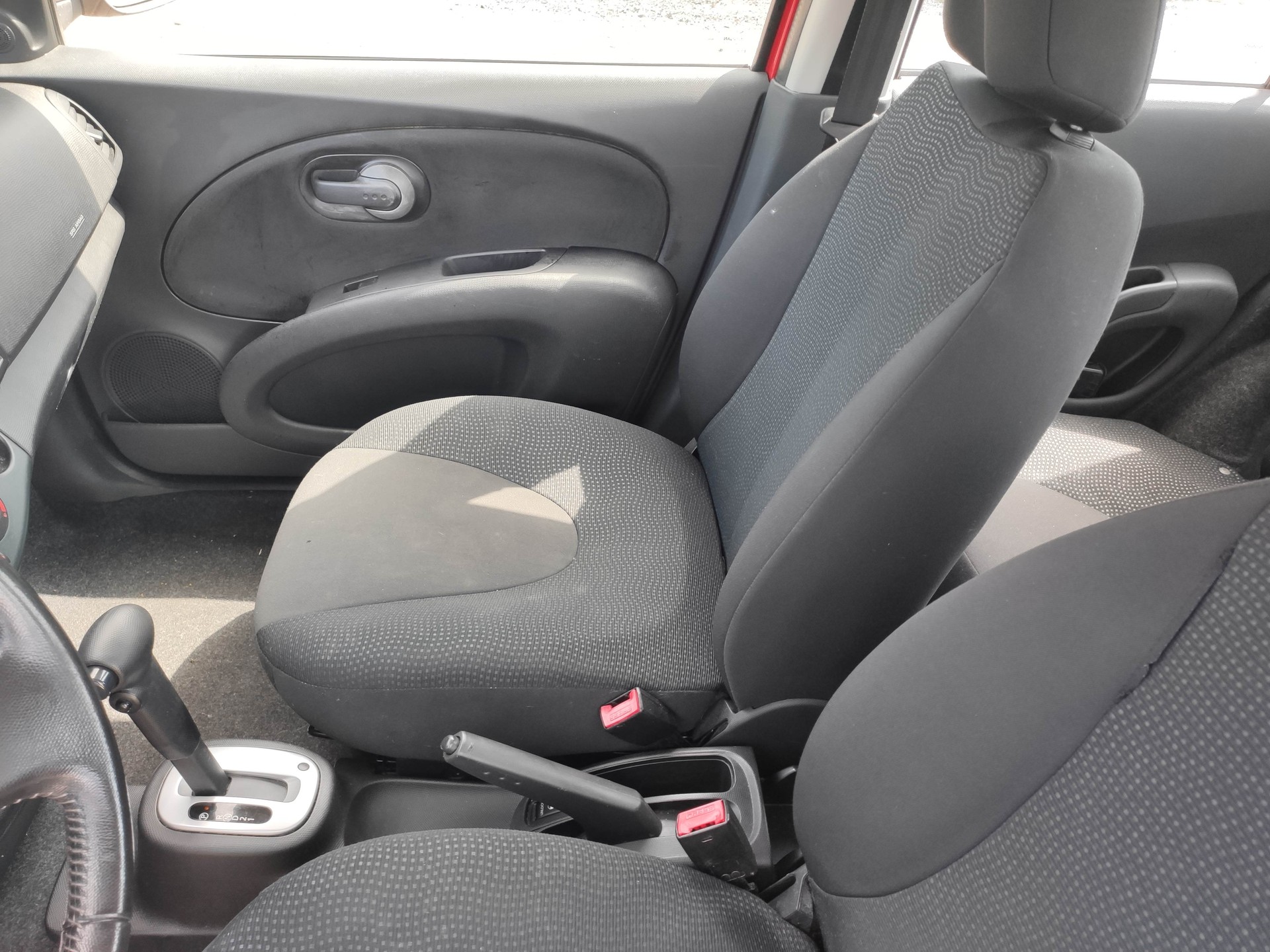 NISSAN Micra 1.4 i-Way Automatic-image-11