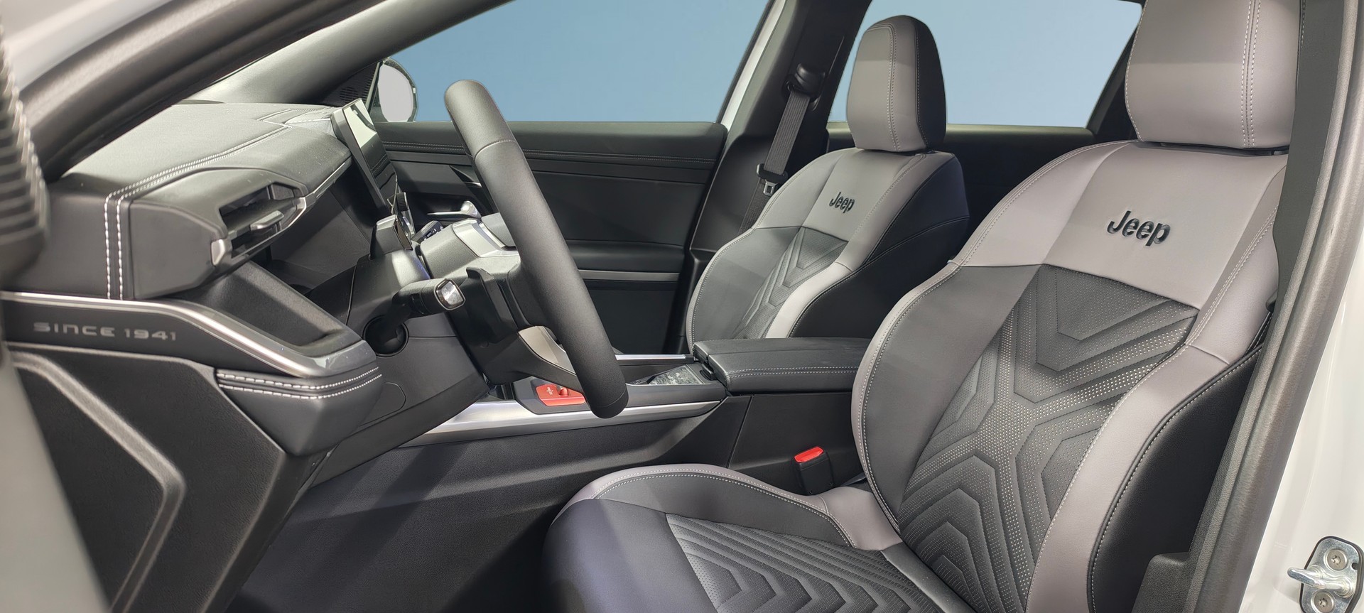 JEEP Compass 1.2 T e-Hybrid First Edition-image-3
