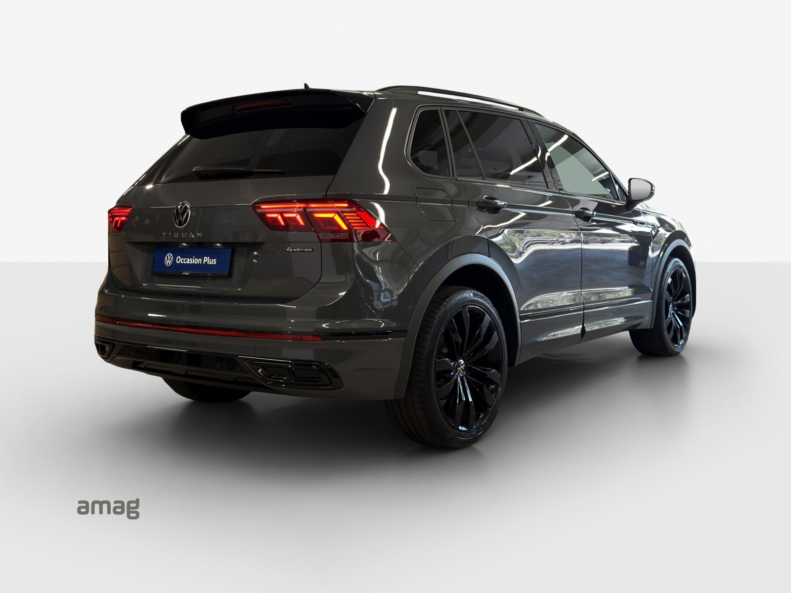 VW Tiguan 2.0TSI R-Line 4Motion DSG-image-4