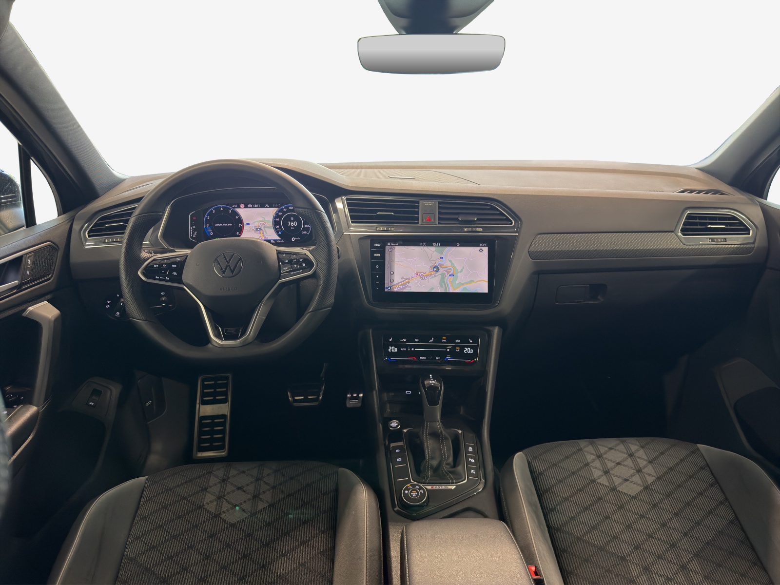 VW Tiguan 2.0TSI R-Line 4Motion DSG-image-8