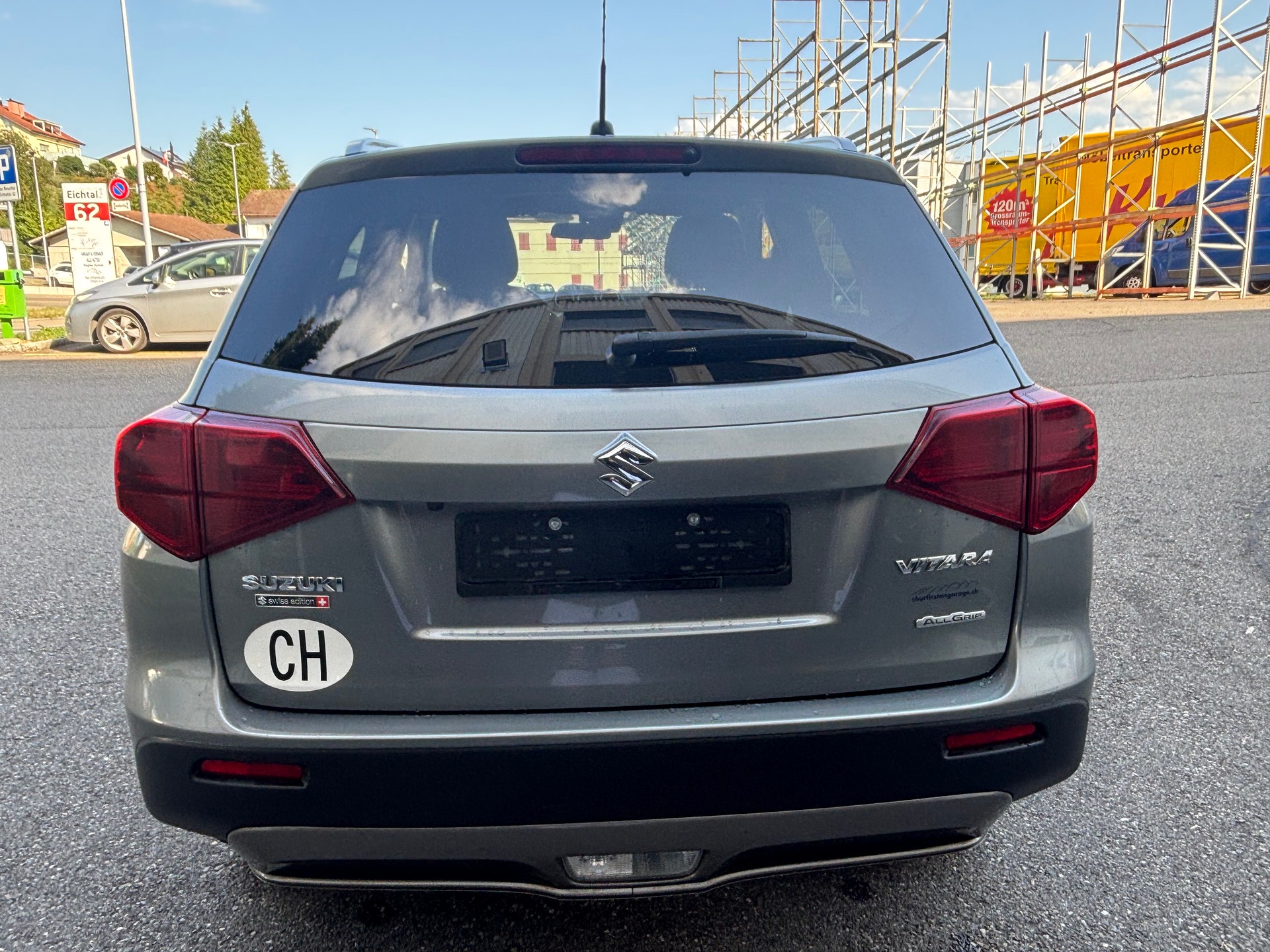 SUZUKI Vitara 1.4 Boosterjet Compact + Automatic-image-6