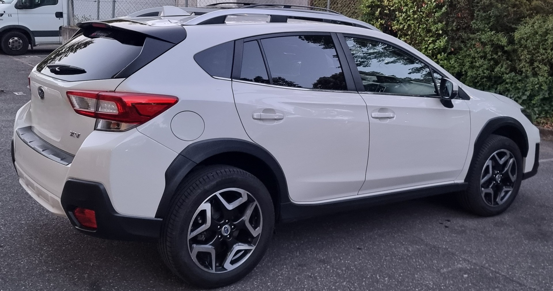 SUBARU 2.0i Swiss Plus-image-1