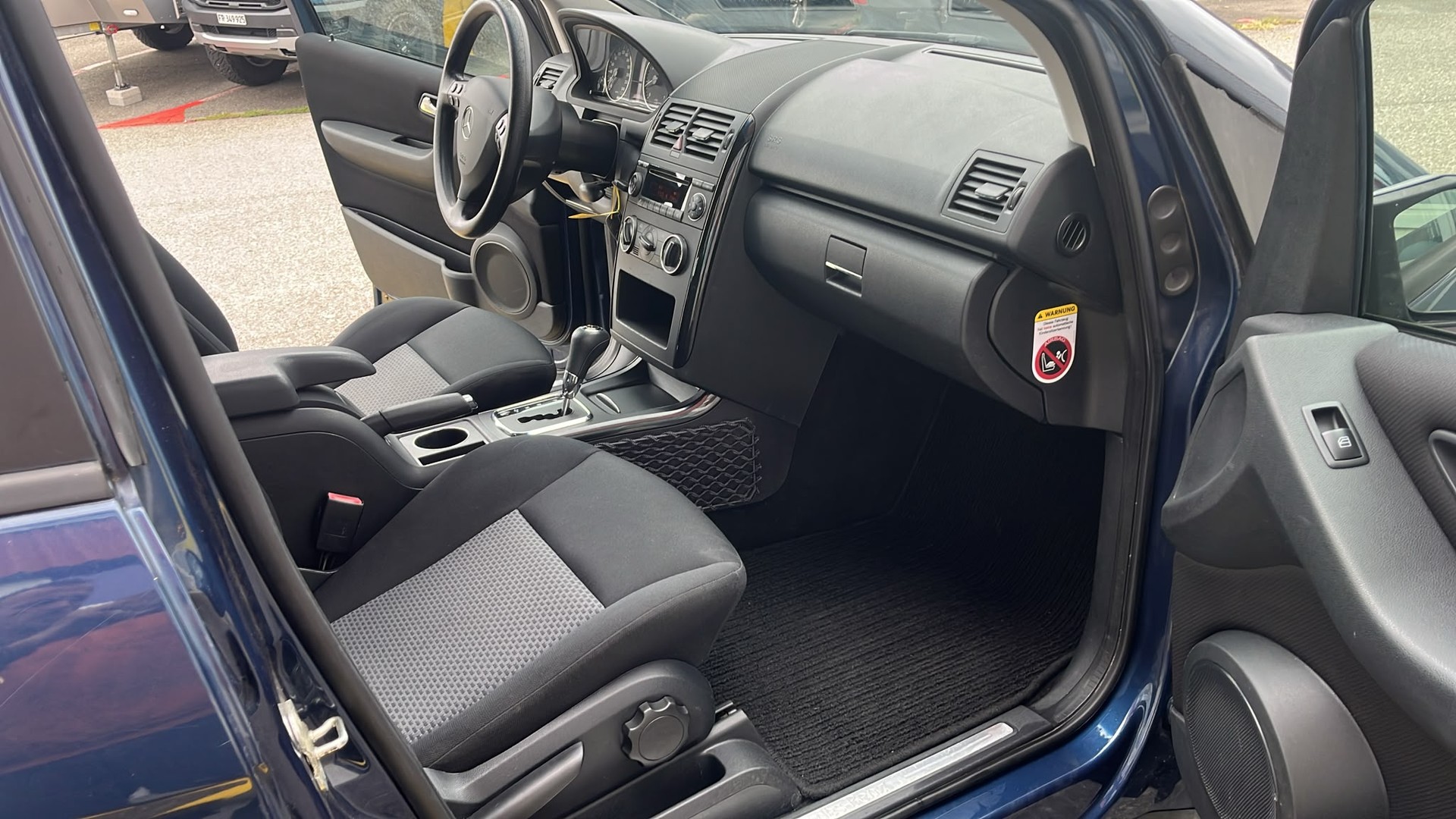 MERCEDES-BENZ A 150 Classic My first star Autotronic-image-7