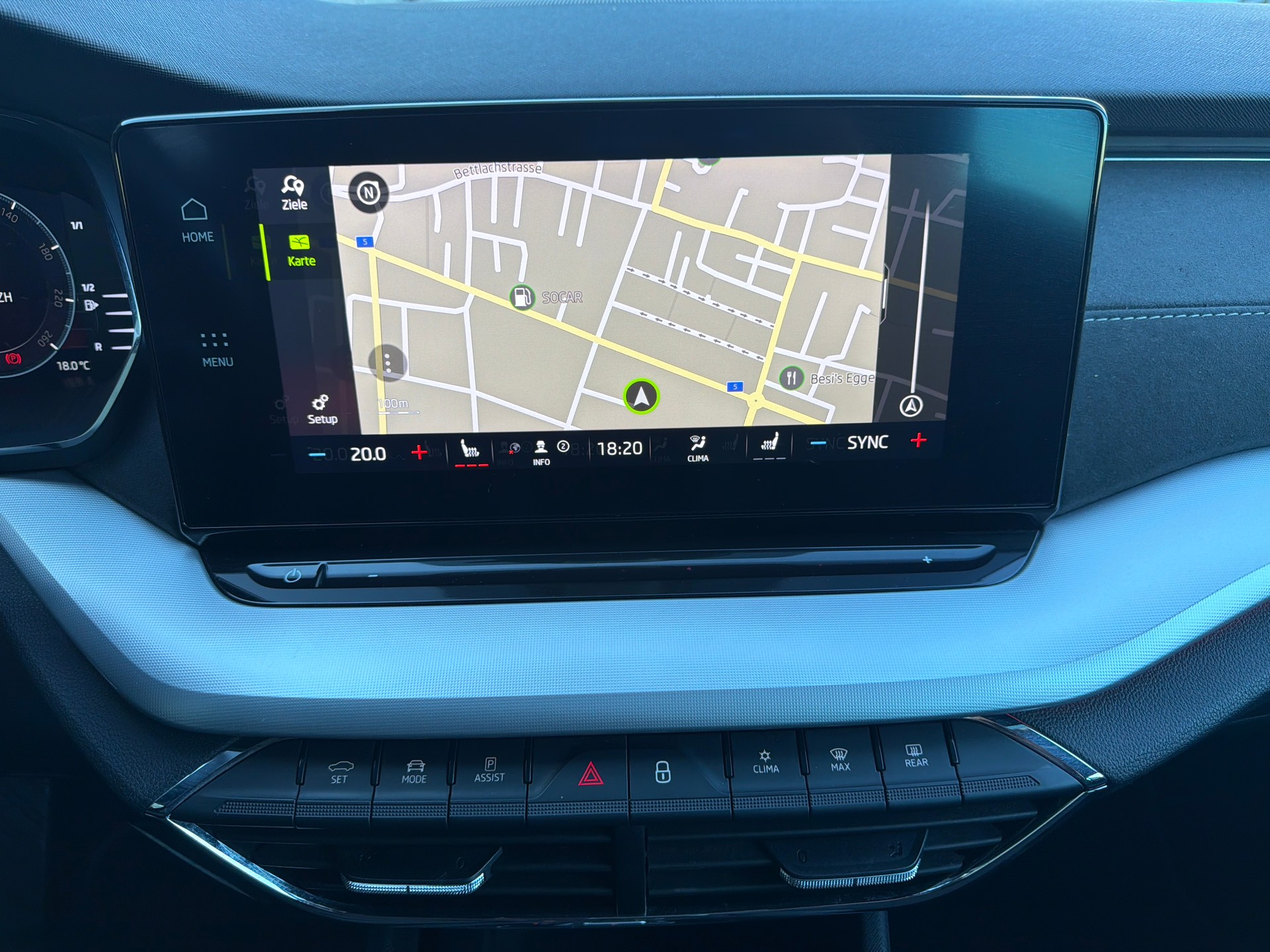 SKODA Octavia Combi 2.0 TDI DSG Style * Teil-Leder * Gr. Navi * LED * Klima-auto * PDC V&H * Tempomat * Frisch Ab MFK-image-9