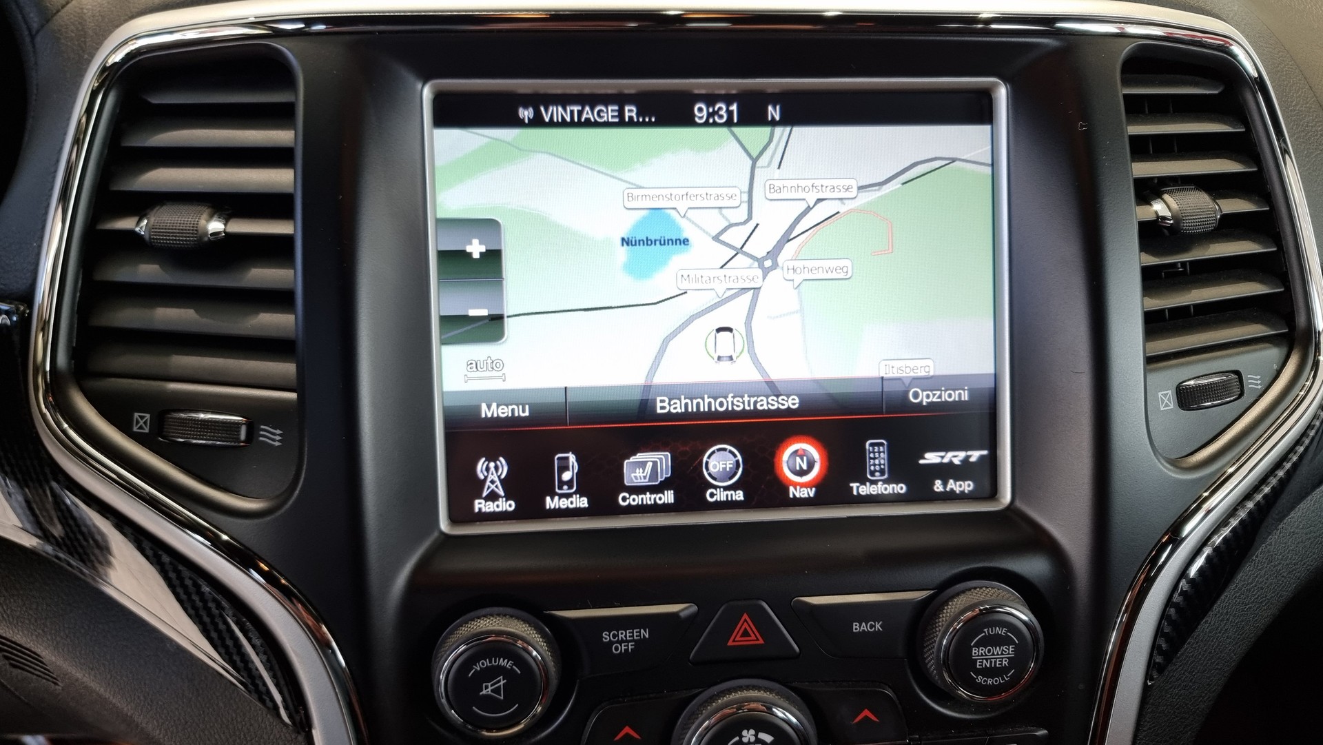 JEEP Grand Cherokee 6.4 V8 HEMI SRT8 Red Vapor-image-16