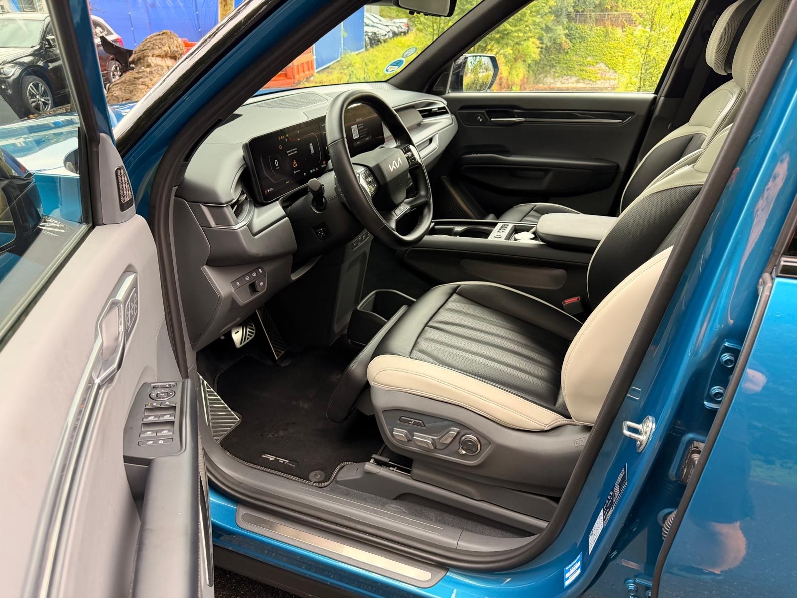 KIA EV9 99,8 kWh GT-Line 4x4 7 Plätze-image-8