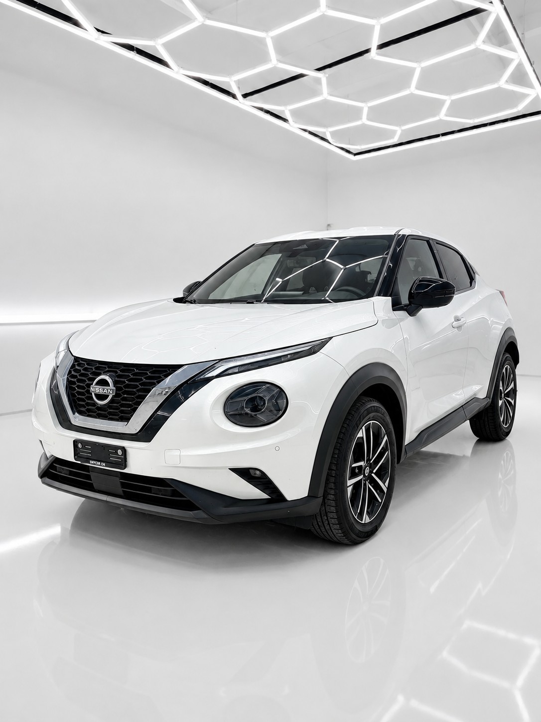 NISSAN Juke 1.0 DIG-T N-Connecta DCT-image-0