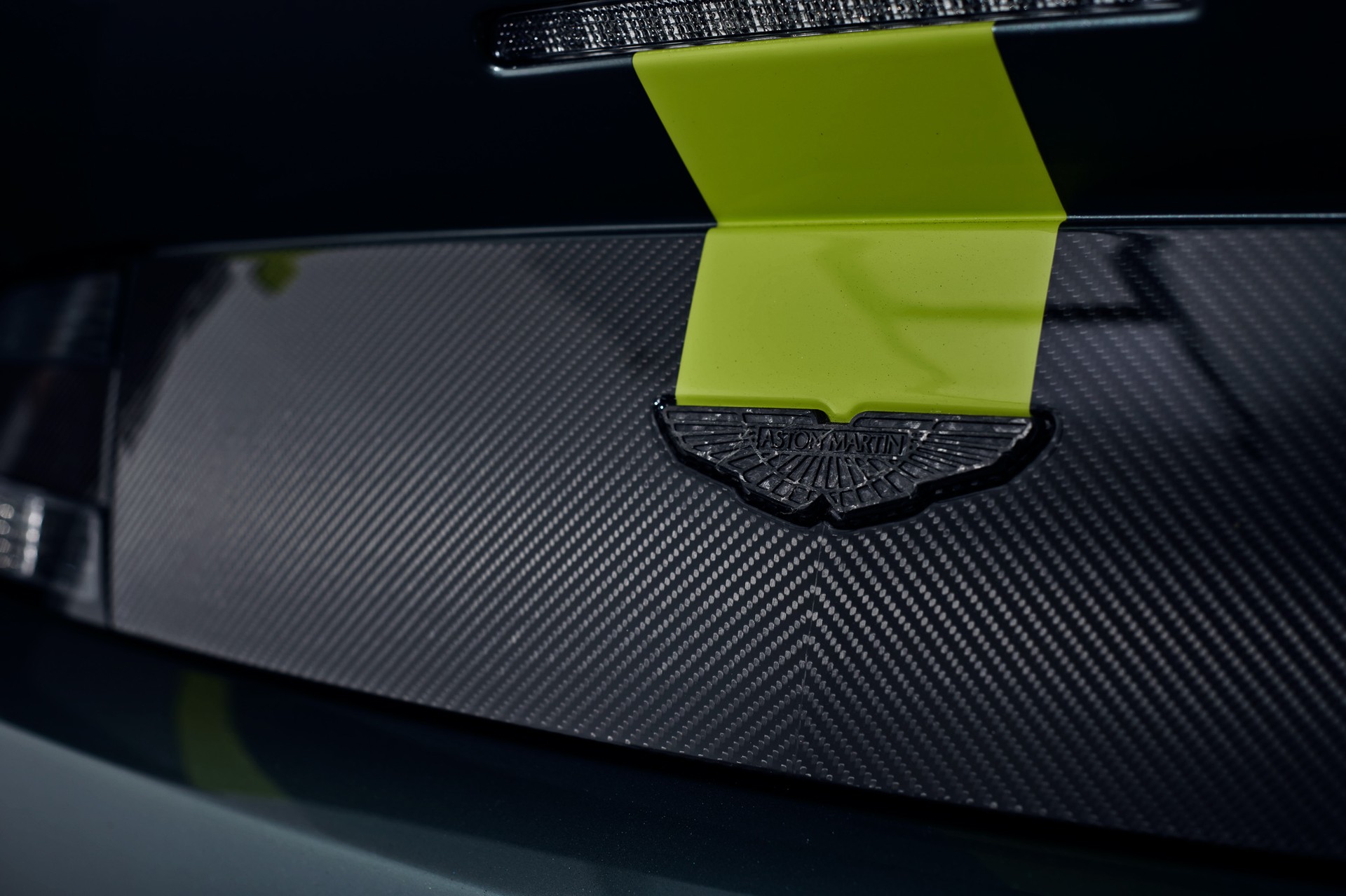 ASTON MARTIN Aston Martin Vantage AMR Pro-image-13