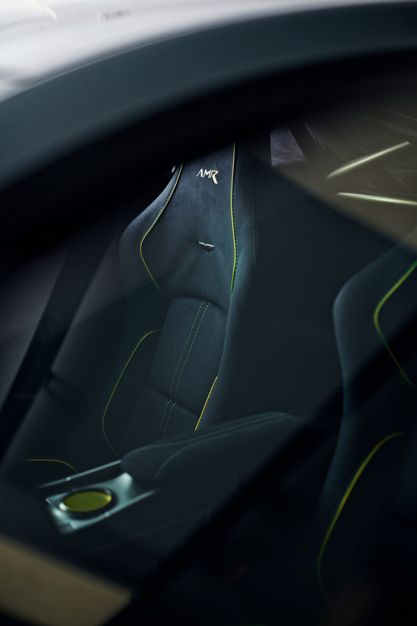 ASTON MARTIN Aston Martin Vantage AMR Pro-image-11