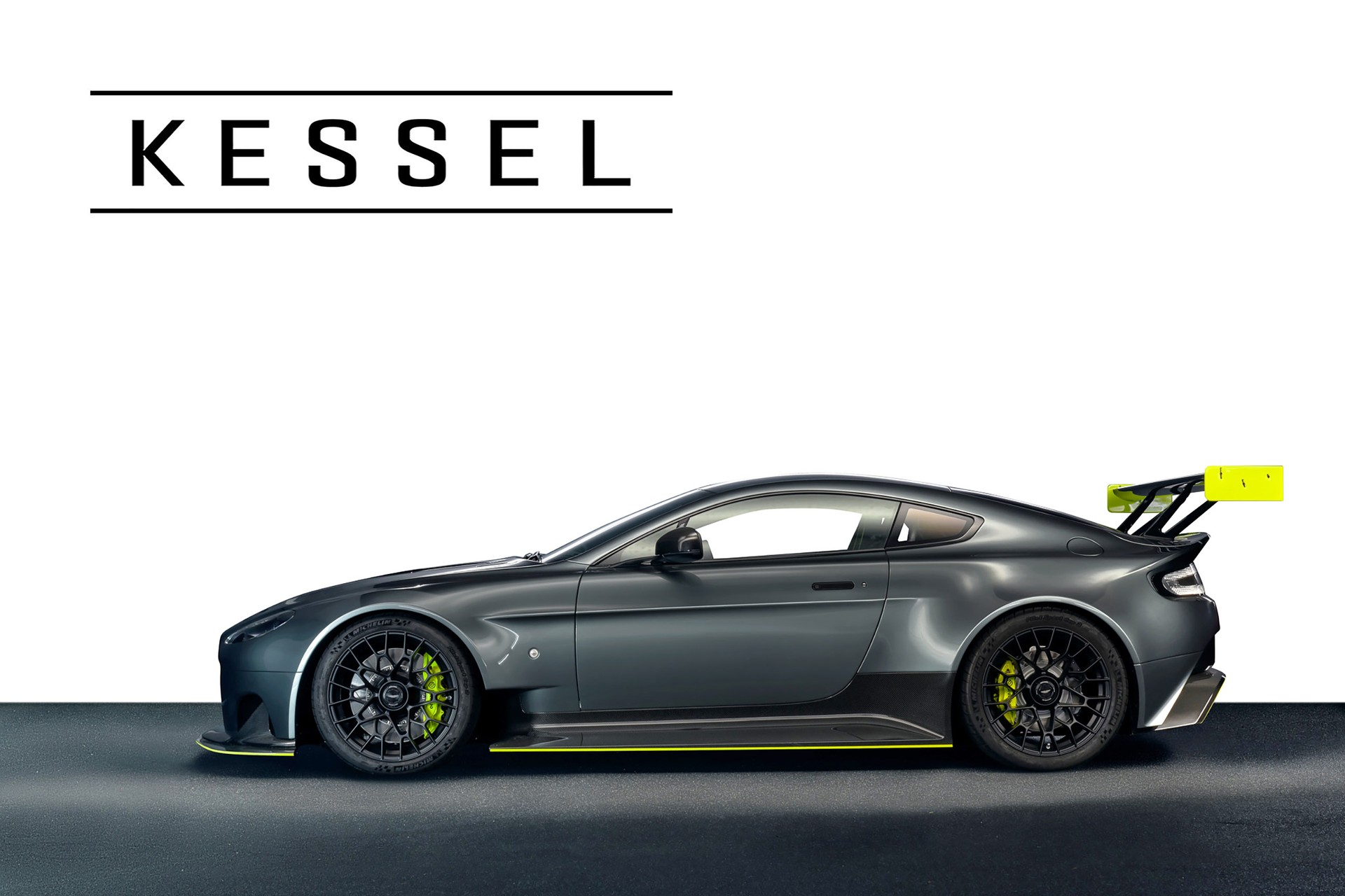 ASTON MARTIN Aston Martin Vantage AMR Pro-image-2