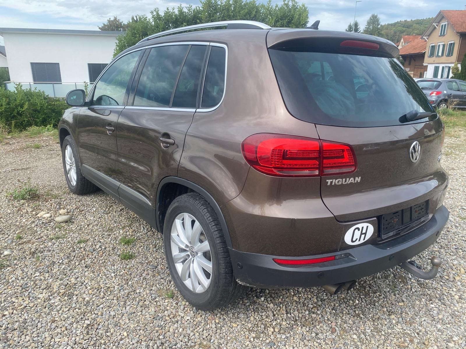 VW Tiguan 2.0 TDI BMT Design 4Motion DSG-image-4