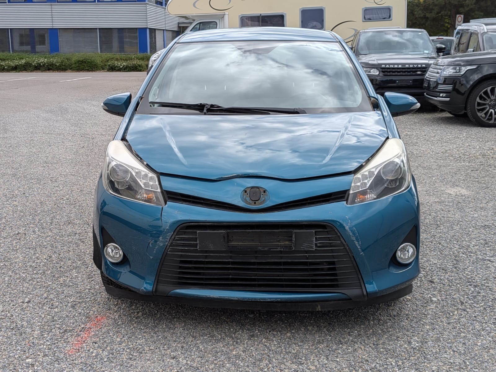 TOYOTA Yaris 1.5 VVT-i Hybrid Sol CVT-image-1