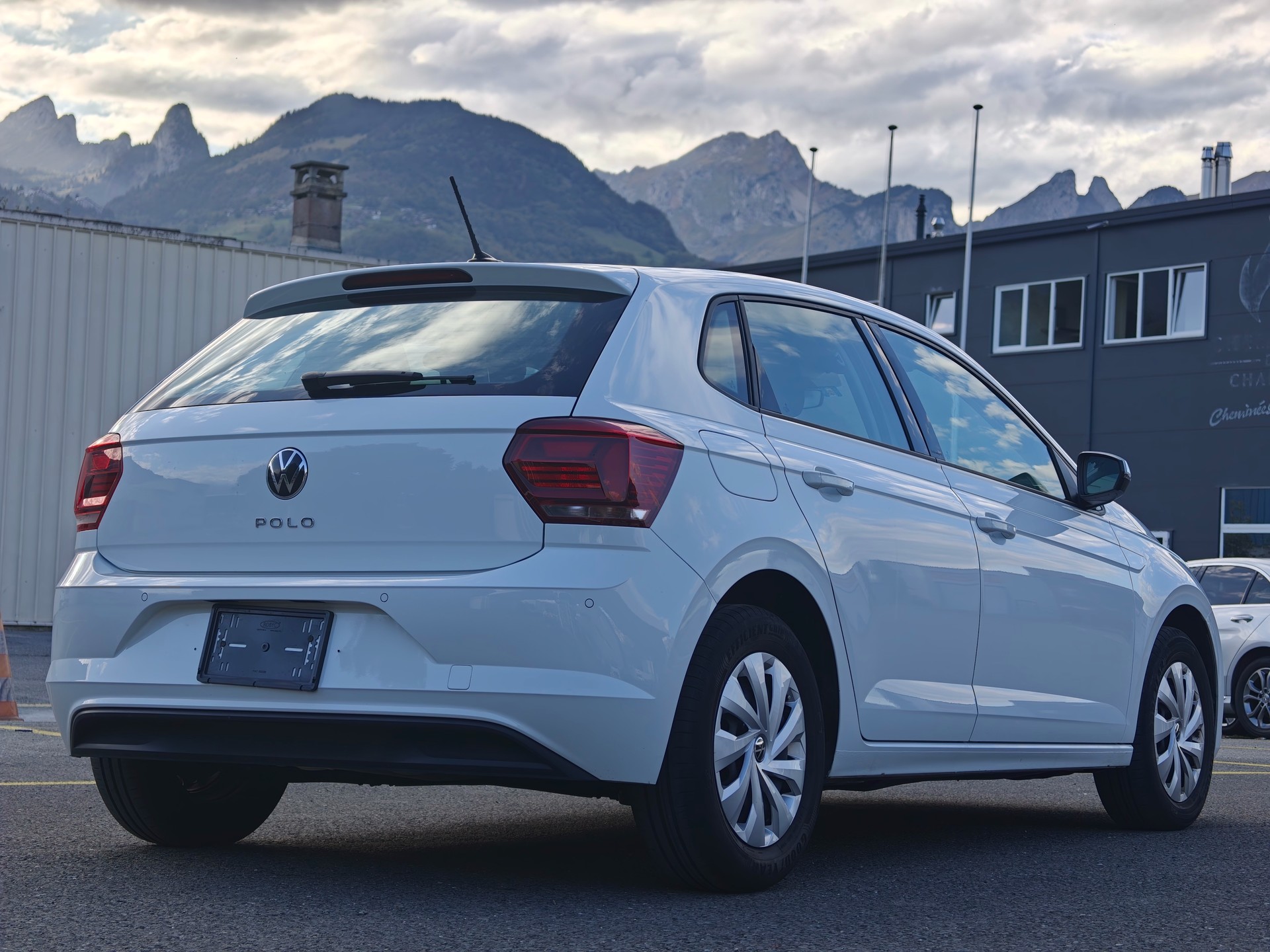 VW Polo 1.0 TSI BMT Highline DSG-image-3