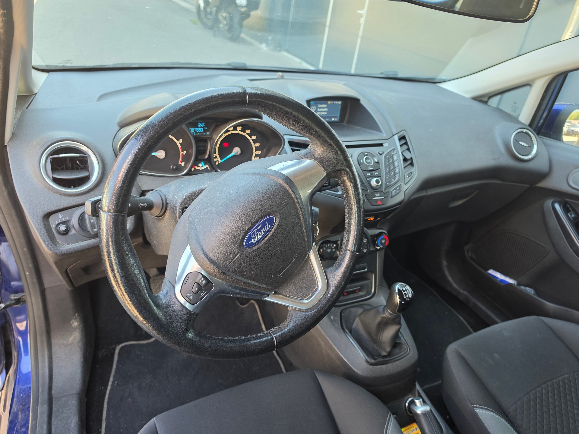 FORD Fiesta 1.0 SCTi Titanium-image-8