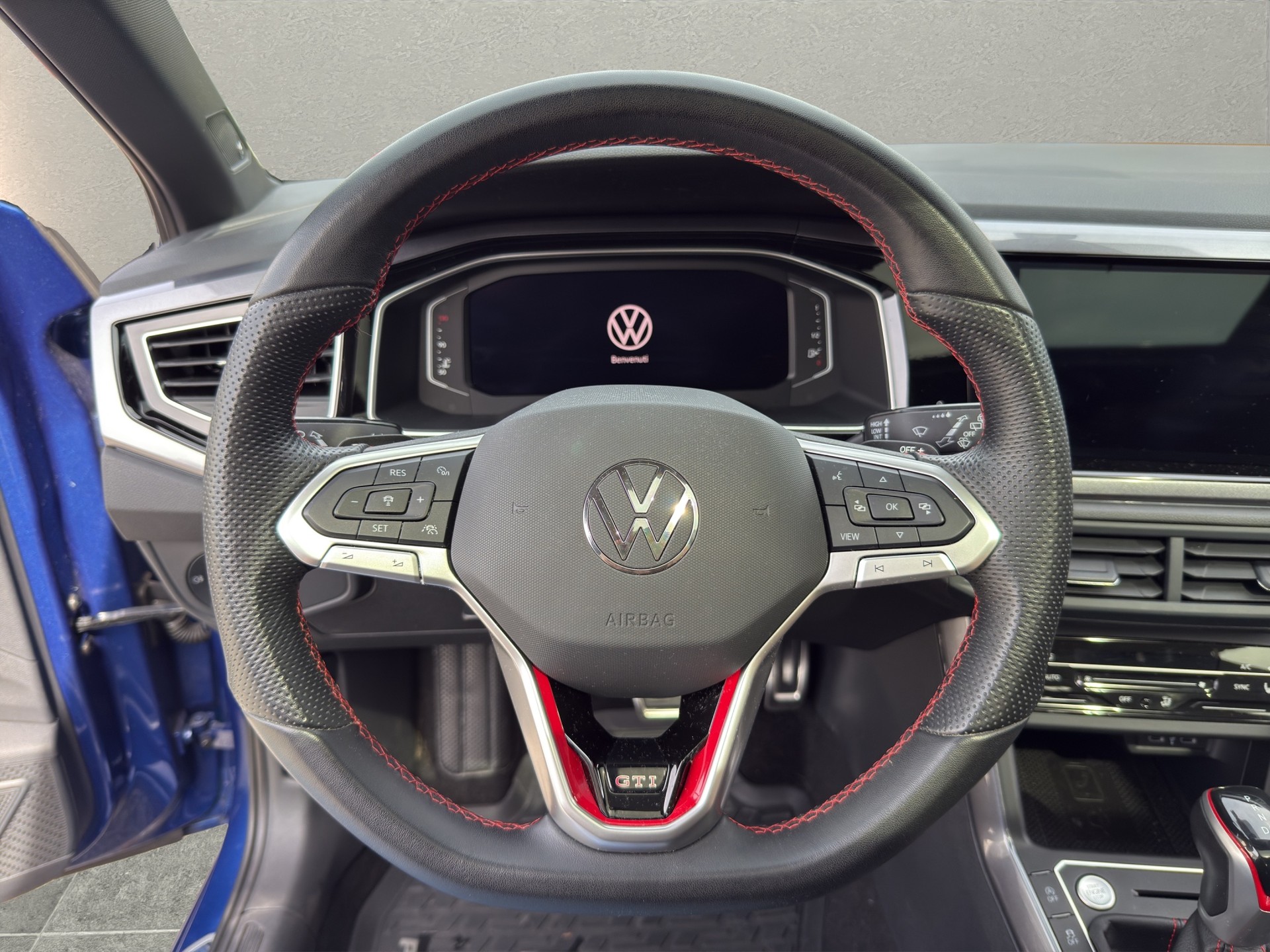 VW Polo 2.0 TSI GTI Edition 25 DSG-image-8