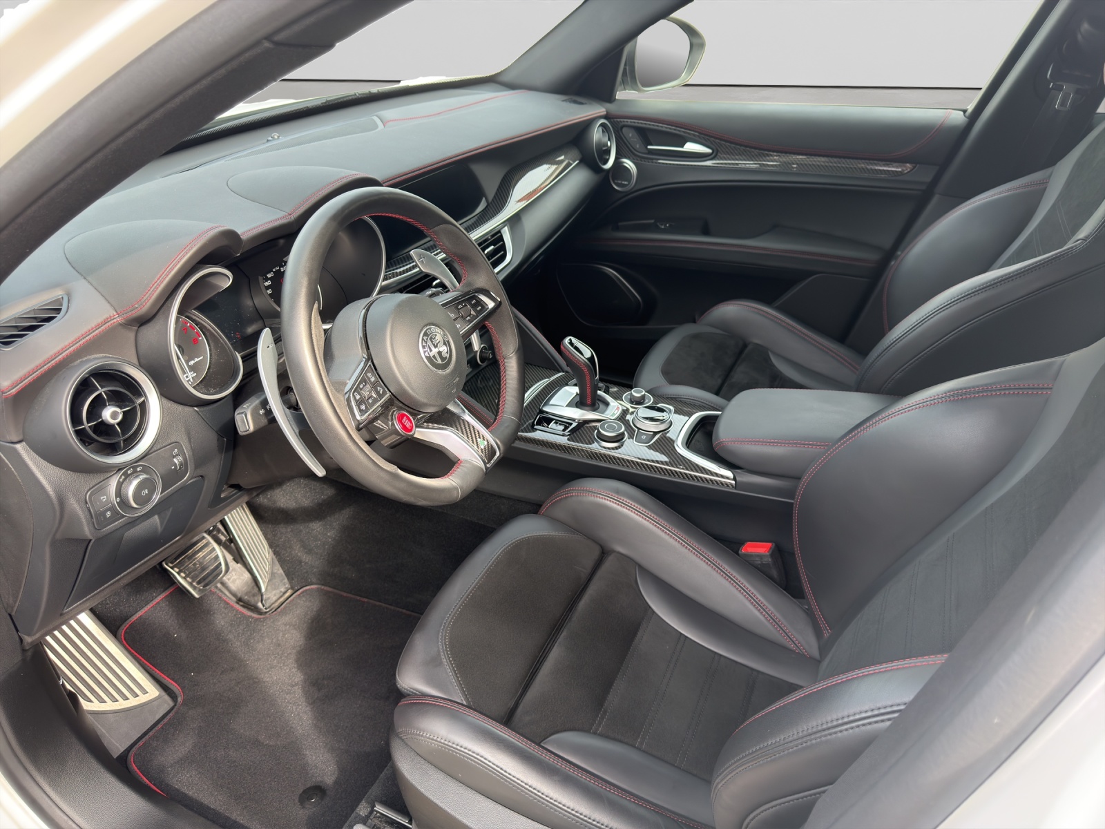 ALFA ROMEO Stelvio 2.9 V6 Biturbo Q4 Quadrifoglio-image-6