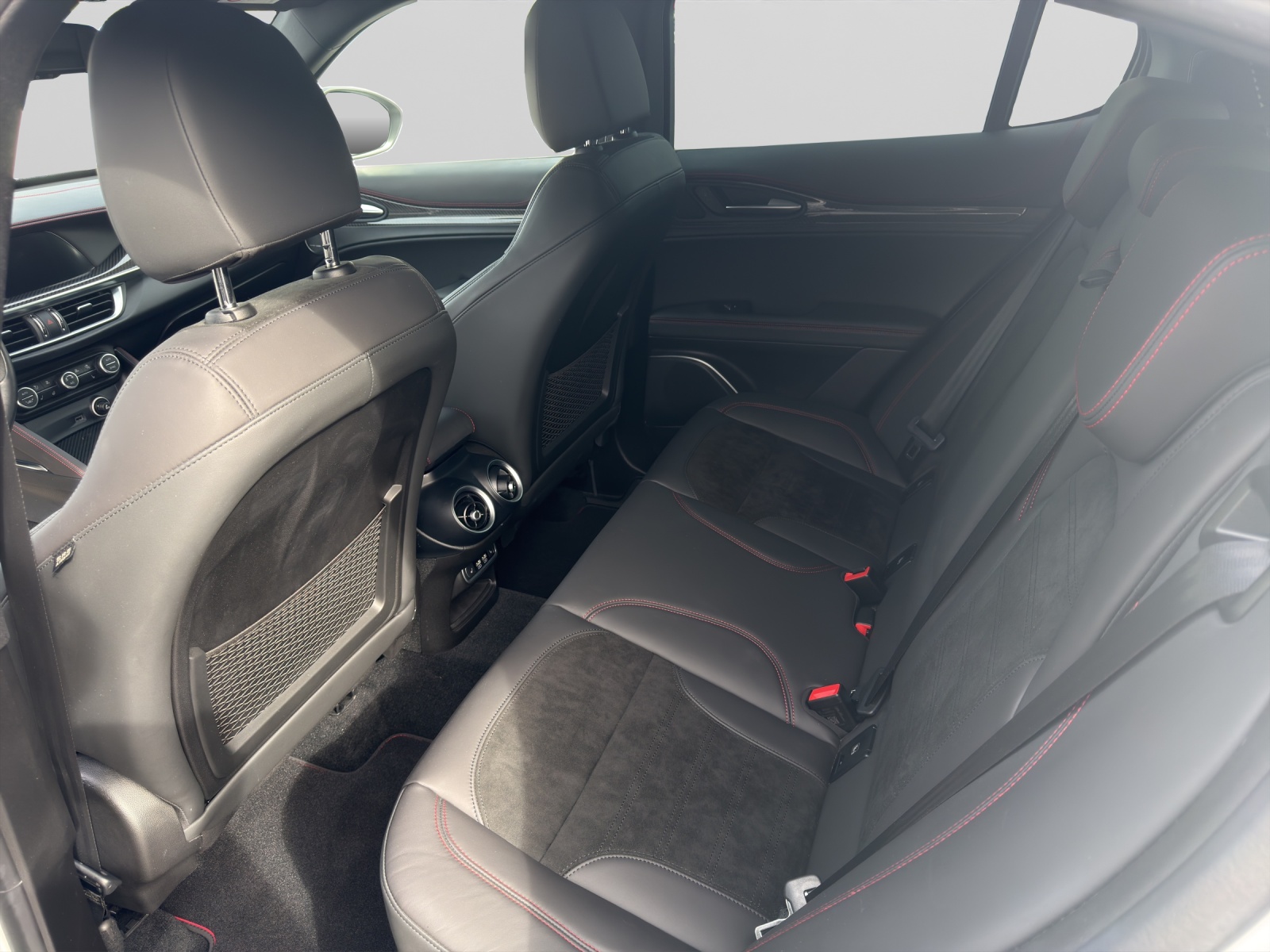 ALFA ROMEO Stelvio 2.9 V6 Biturbo Q4 Quadrifoglio-image-7
