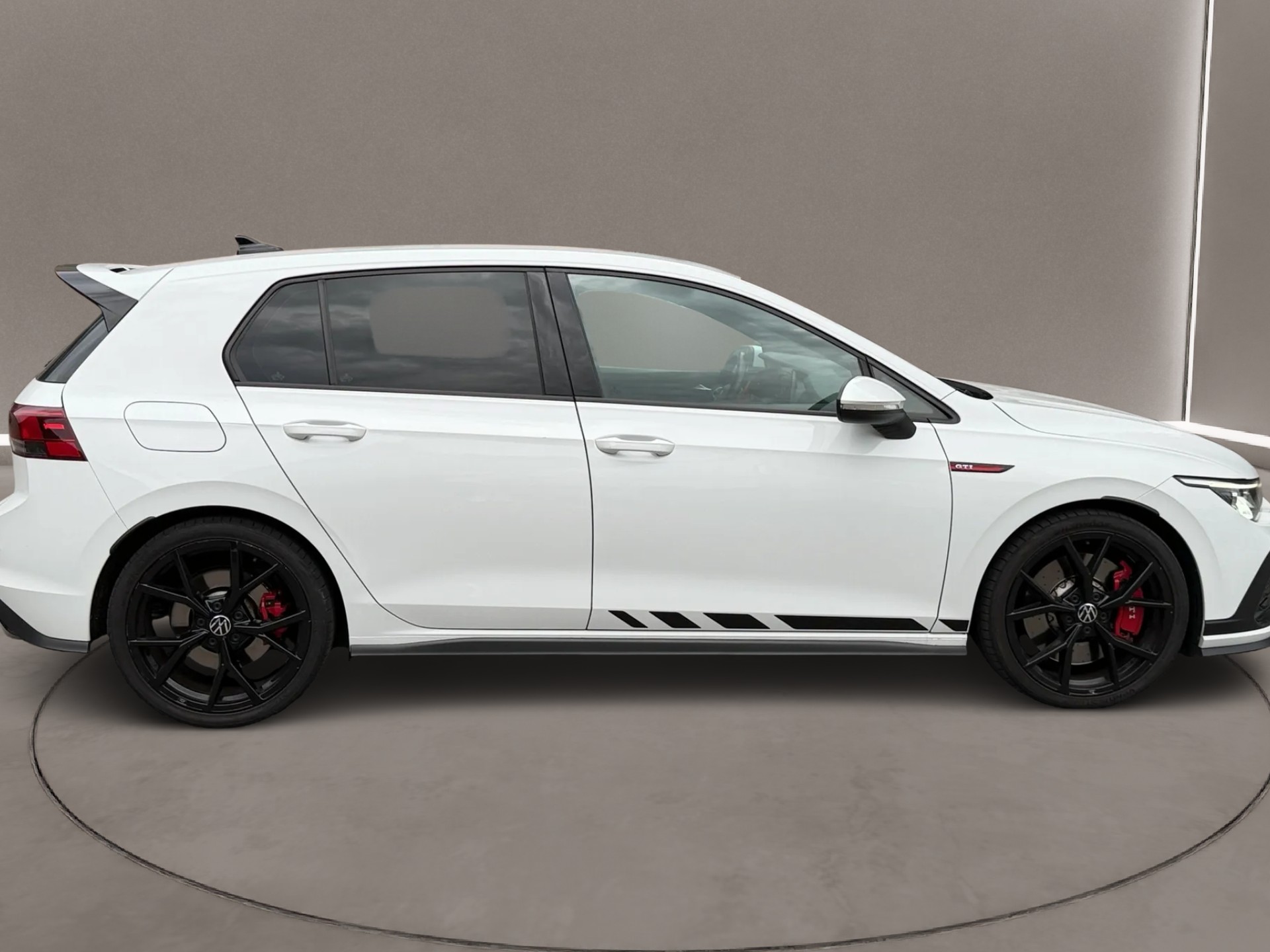 VW Golf 2.0 TSI GTI Clubsport DSG-image-6