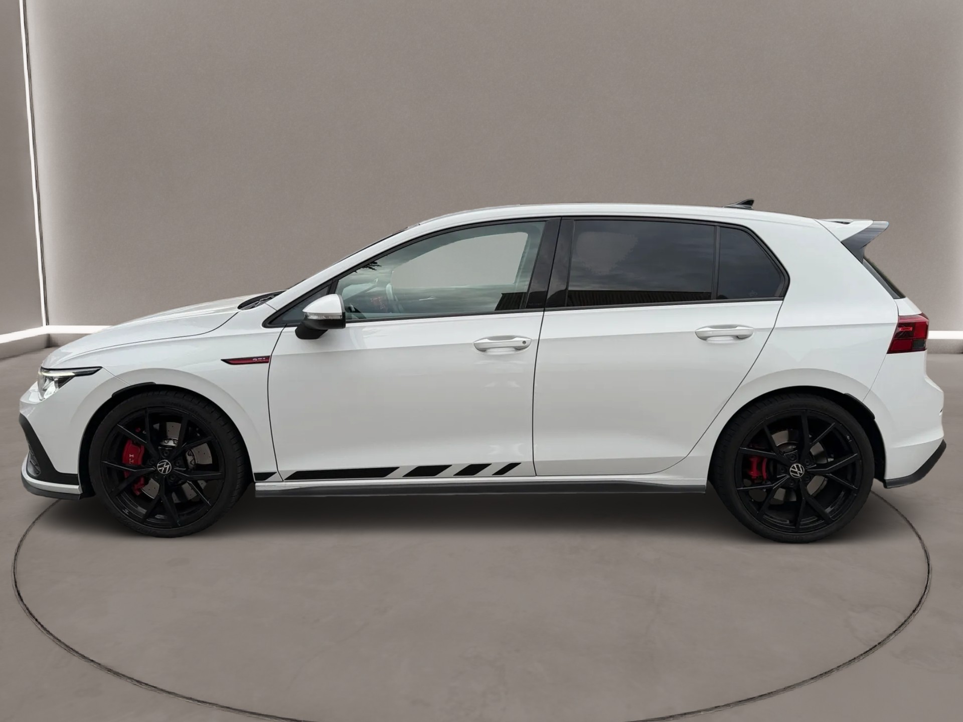 VW Golf 2.0 TSI GTI Clubsport DSG-image-7