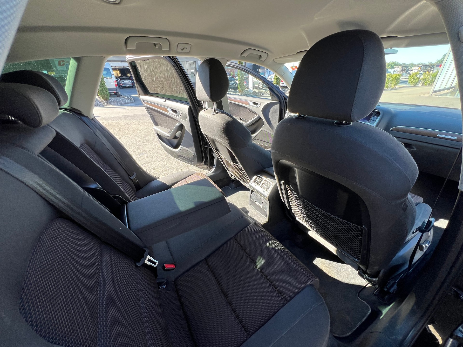 AUDI A4 allroad 2.0 TFSI quattro S-tronic-image-19