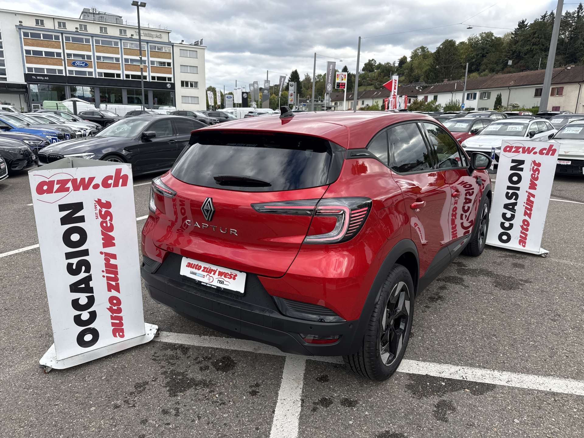 RENAULT Captur 1.3 TCe Techno EDC-Automat-image-2