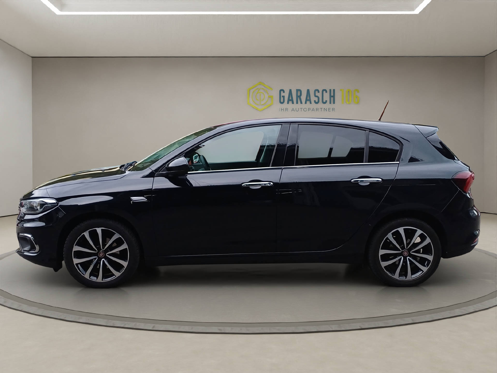 FIAT Tipo 1.4 T-Jet Lounge-image-2