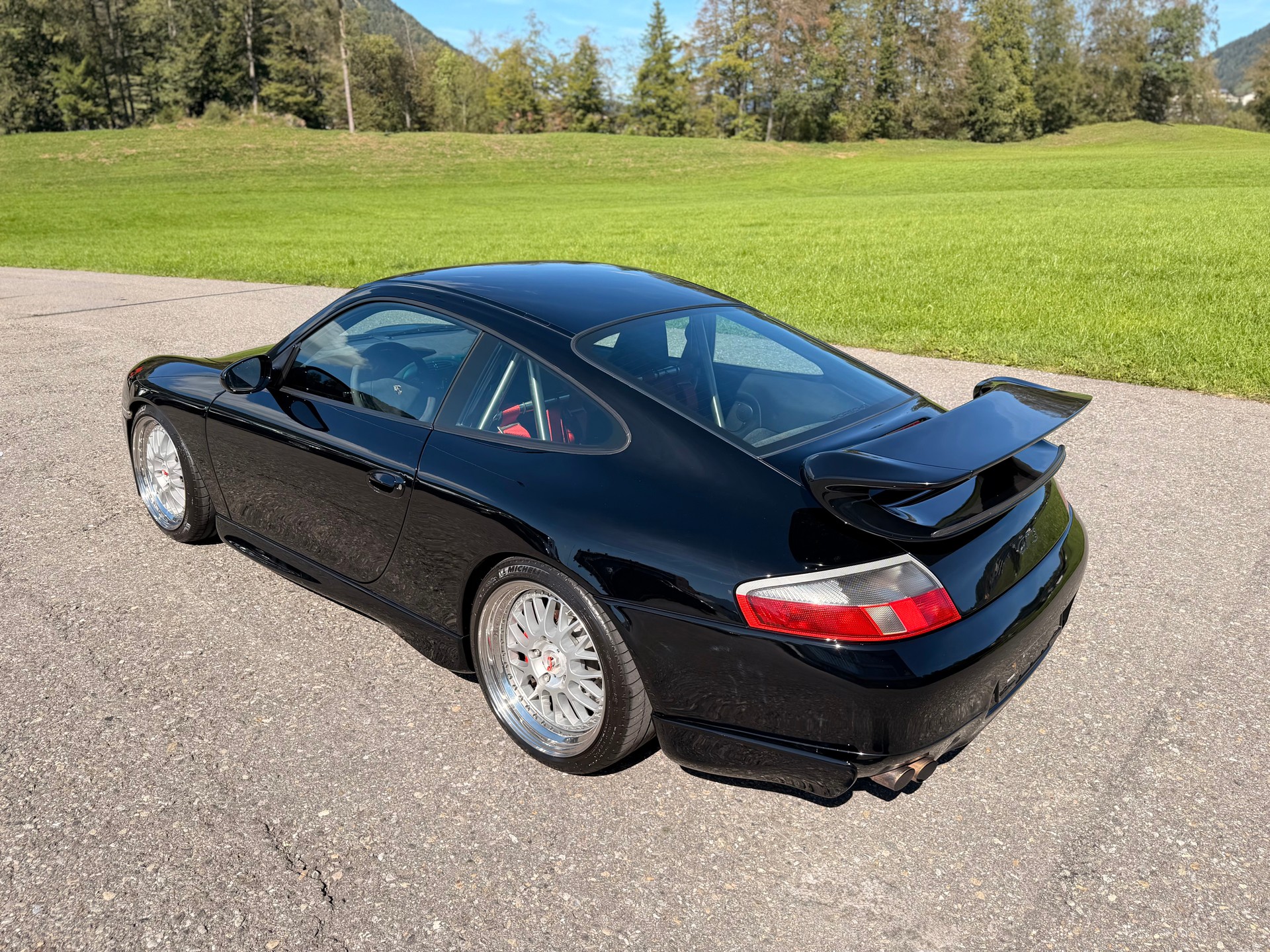 PORSCHE 911 GT3-image-24