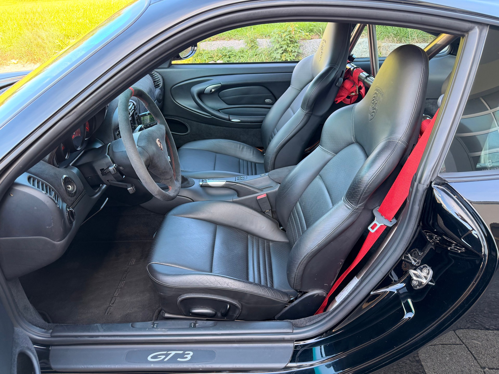 PORSCHE 911 GT3-image-9