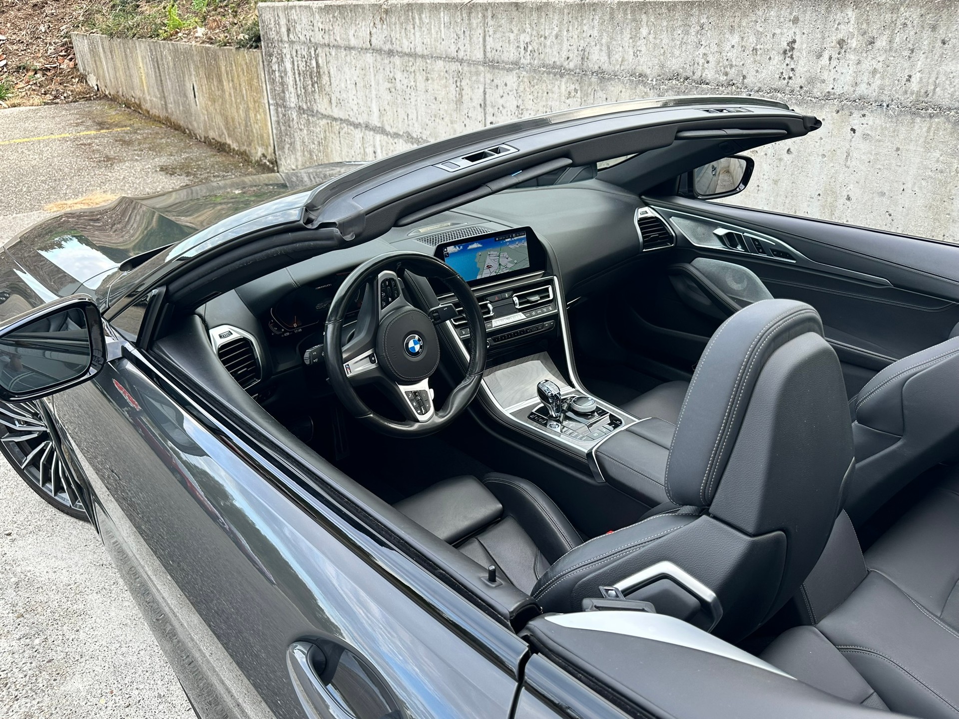 BMW M850i xDrive-image-5
