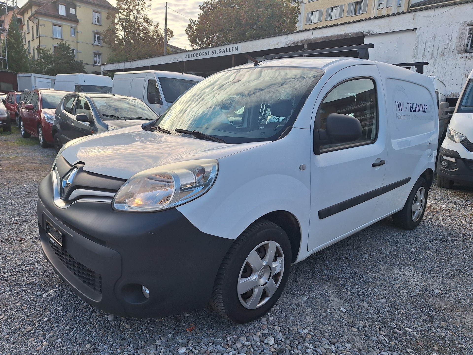 RENAULT Kangoo Medium dCi 90 Business-image-1