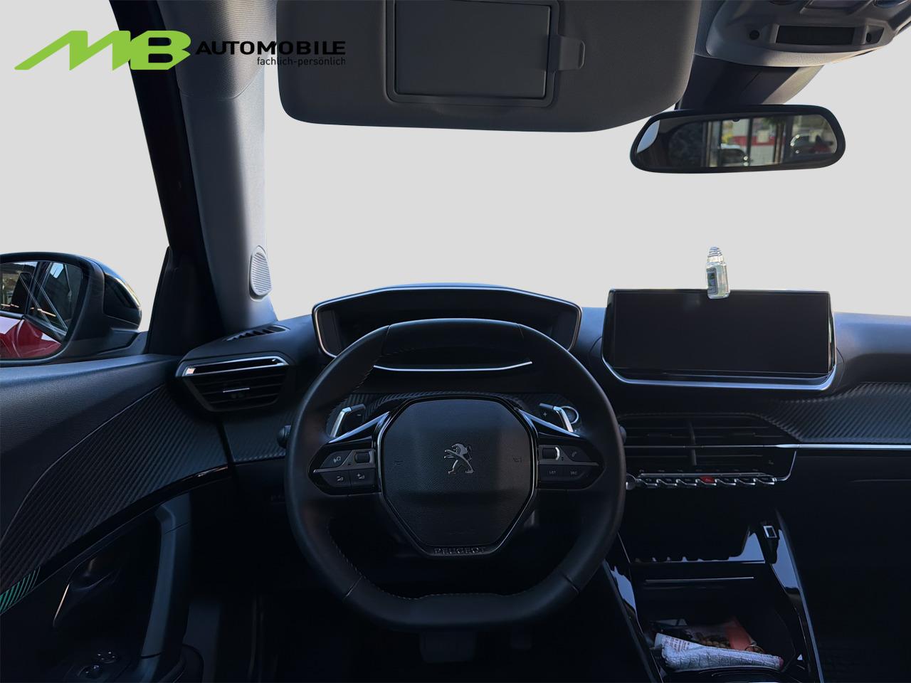 PEUGEOT 2008 1.2 PureTech 130 Allure Pack-image-12